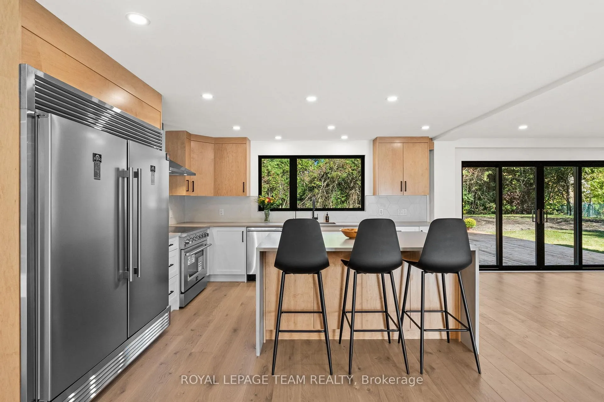 Photo 16 of 5575 South Sunset Drive, Ottawa, Manotick Long Island & Nicholls Island — HOMEH
