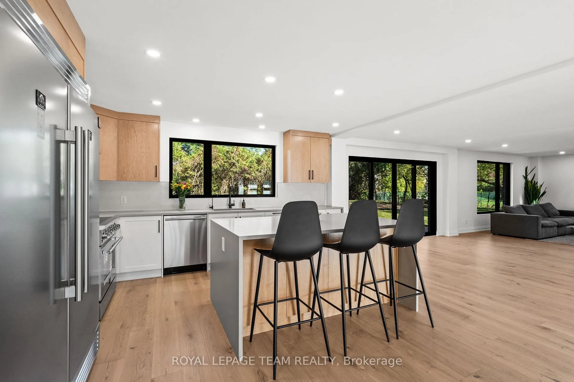 Photo 18 of 5575 South Sunset Drive, Ottawa, Manotick Long Island & Nicholls Island — HOMEH