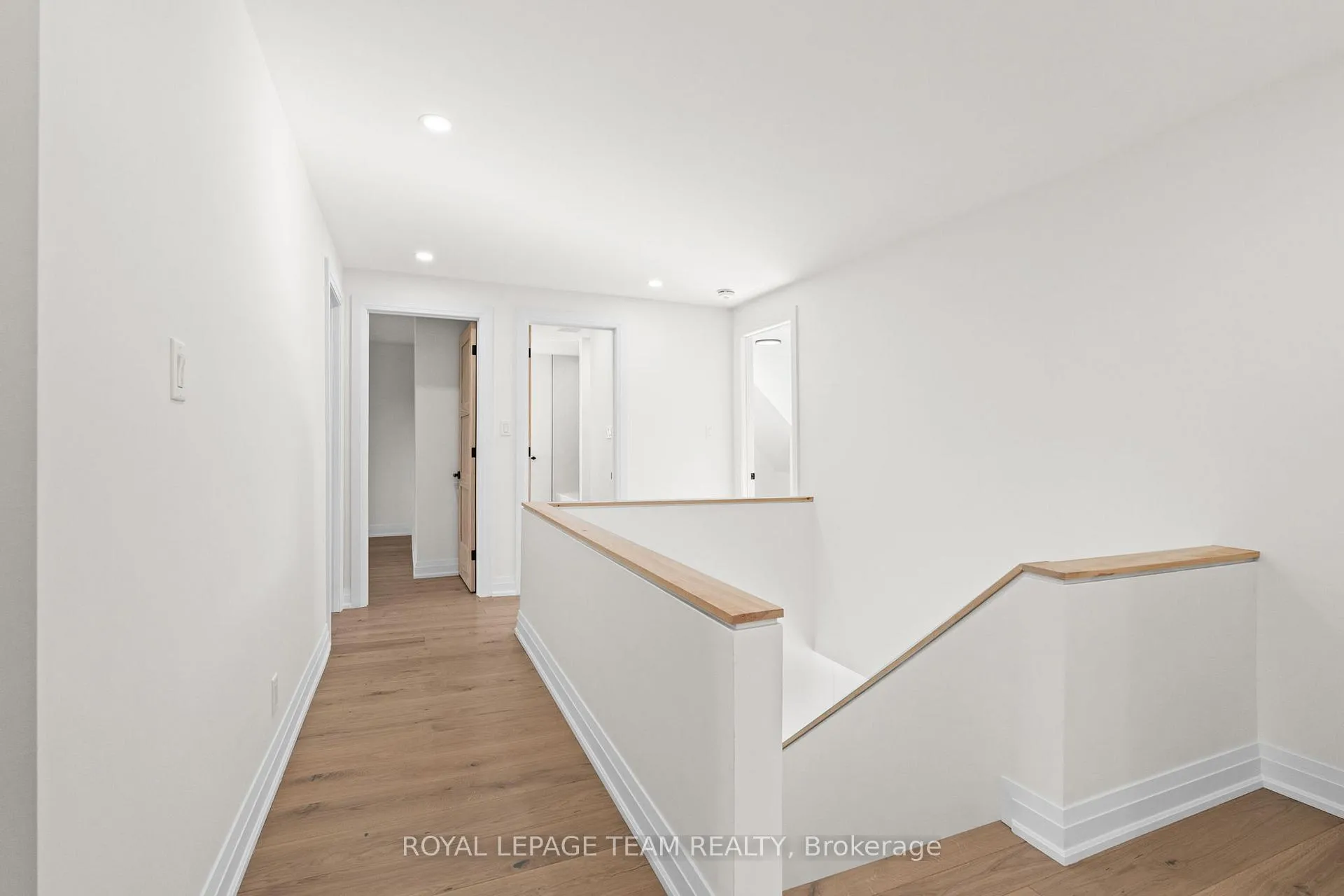 Photo 26 of 5575 South Sunset Drive, Ottawa, Manotick Long Island & Nicholls Island — HOMEH