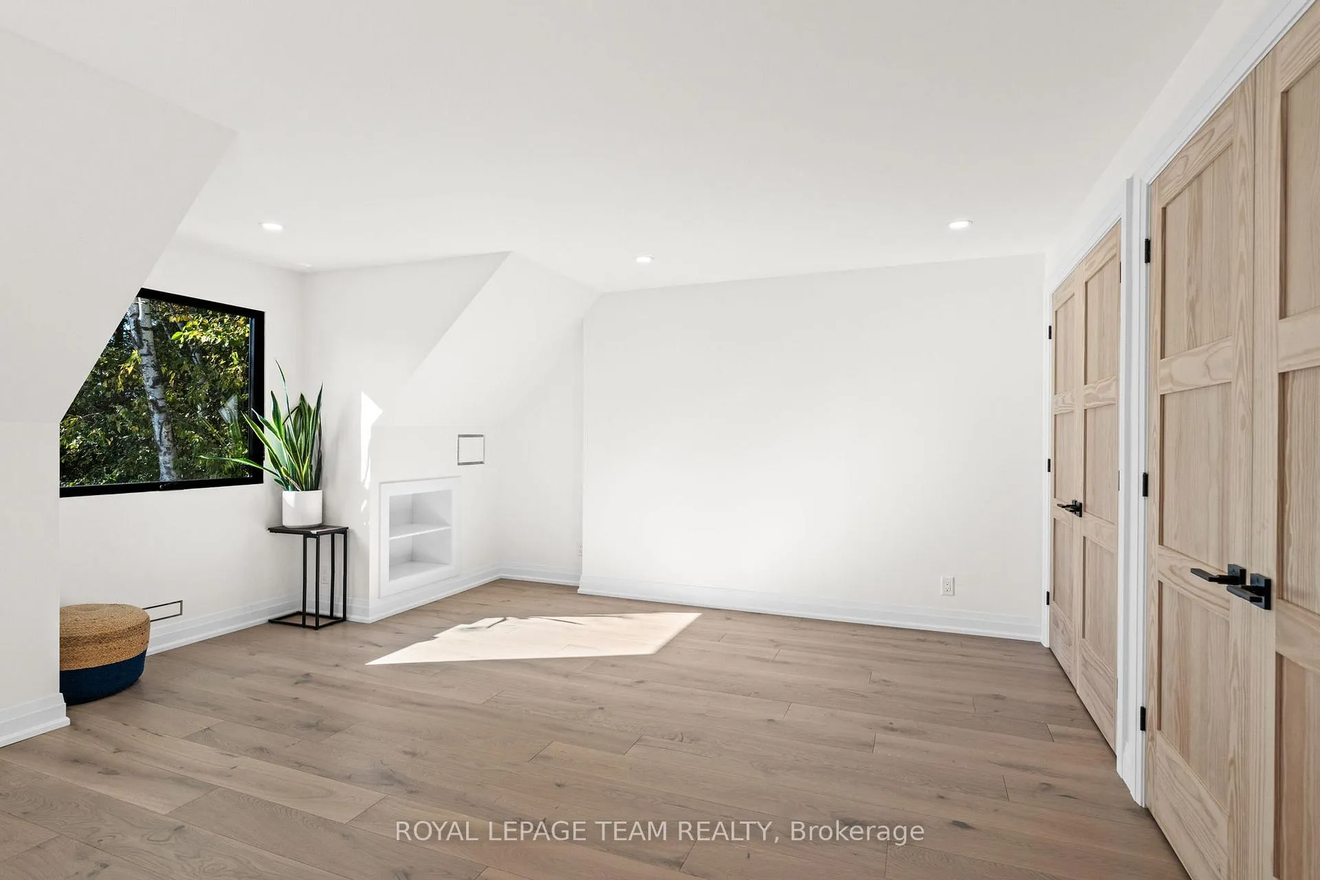 Photo 29 of 5575 South Sunset Drive, Ottawa, Manotick Long Island & Nicholls Island — HOMEH
