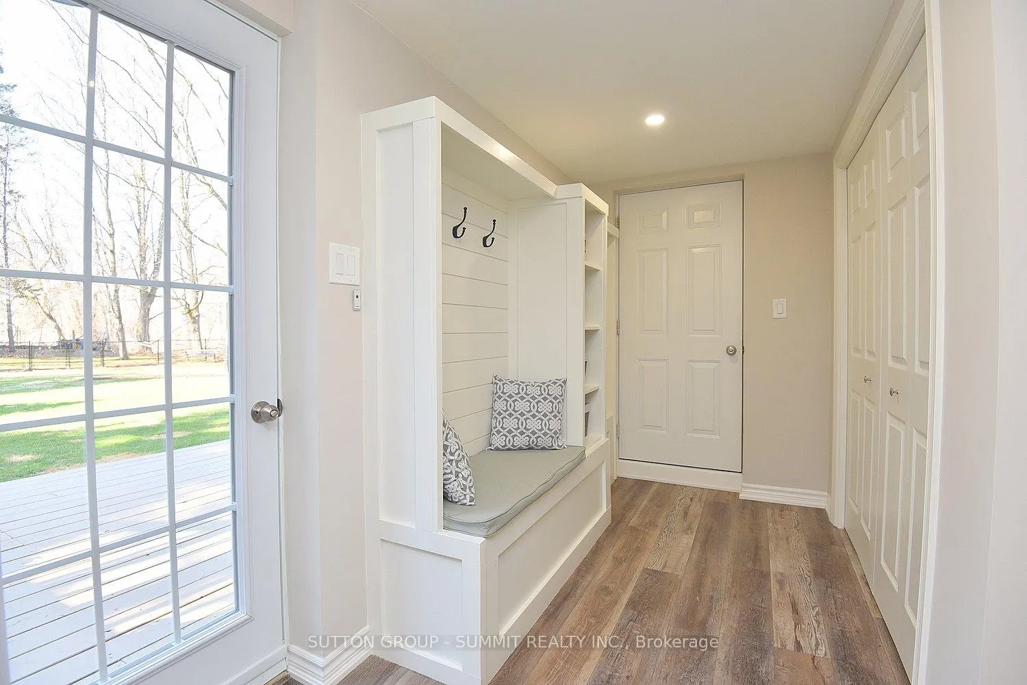 Photo 24 of 181 Carlisle Road, Hamilton, Rural Flamborough — HOMEH