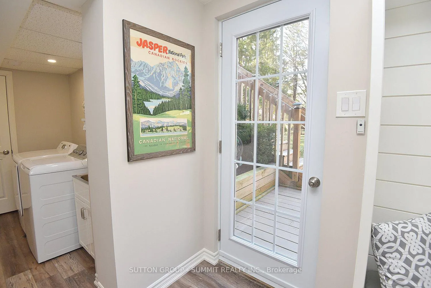 Photo 25 of 181 Carlisle Road, Hamilton, Rural Flamborough — HOMEH