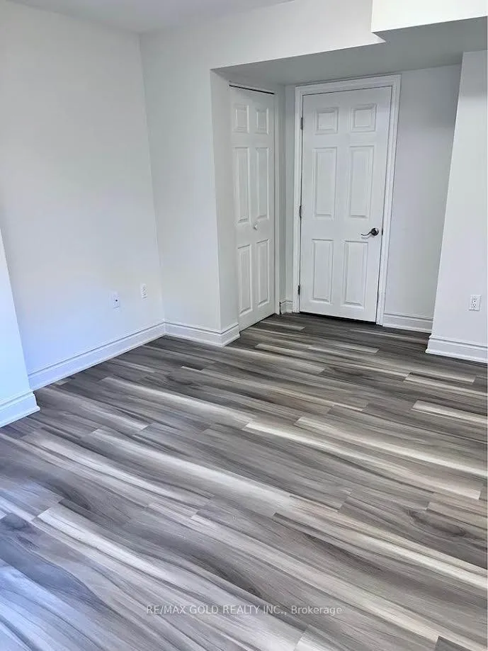 Photo 19 of Unit Bsmt, 26 Hardgate Crescent, Brampton, Northwest Sandalwood Parkway — HOMEH