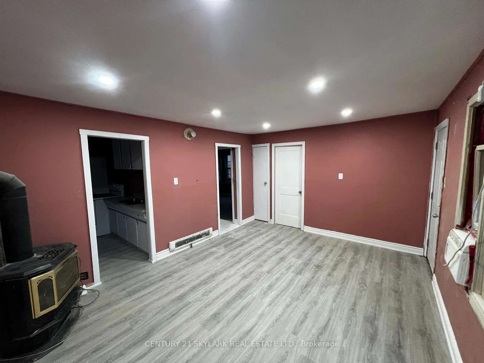 Photo 2 of 152 Selkirk Avenue, Hamilton, Normanhurst — HOMEH