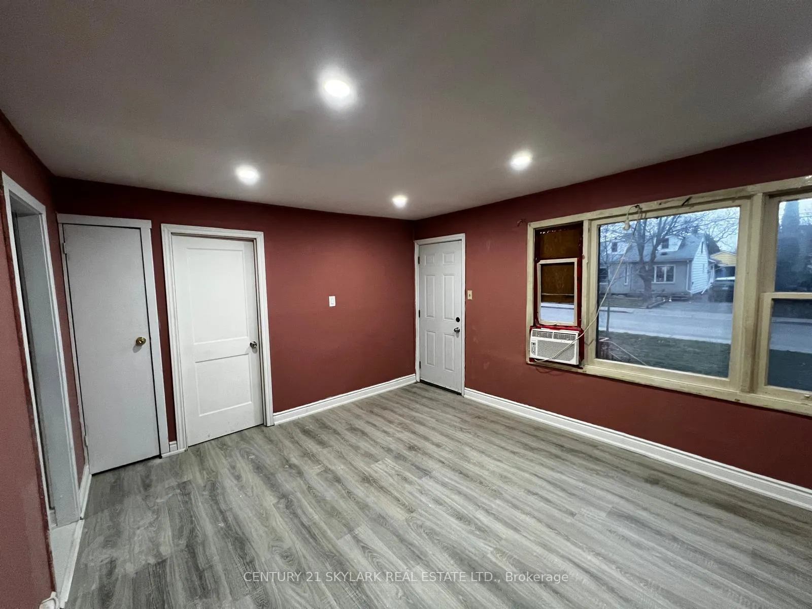 Photo 3 of 152 Selkirk Avenue, Hamilton, Normanhurst — HOMEH
