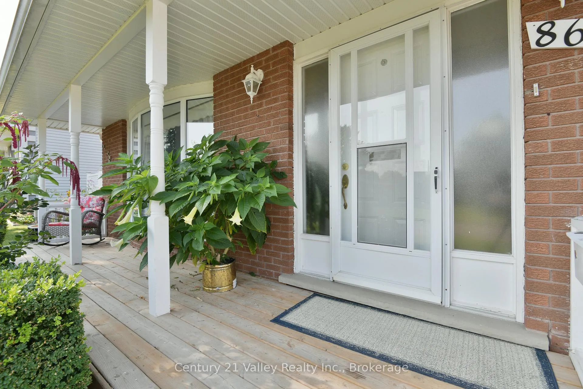 Photo 5 of 862 Kedrosky Drive, Renfrew — HOMEH
