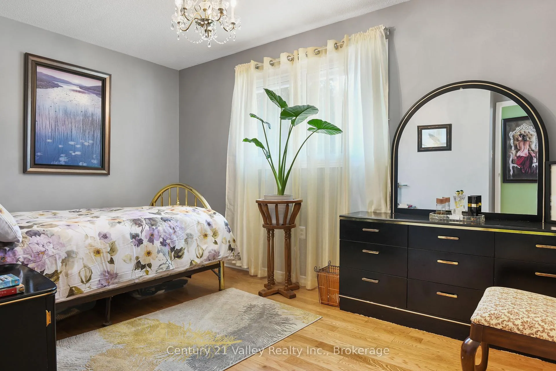 Photo 20 of 862 Kedrosky Drive, Renfrew — HOMEH