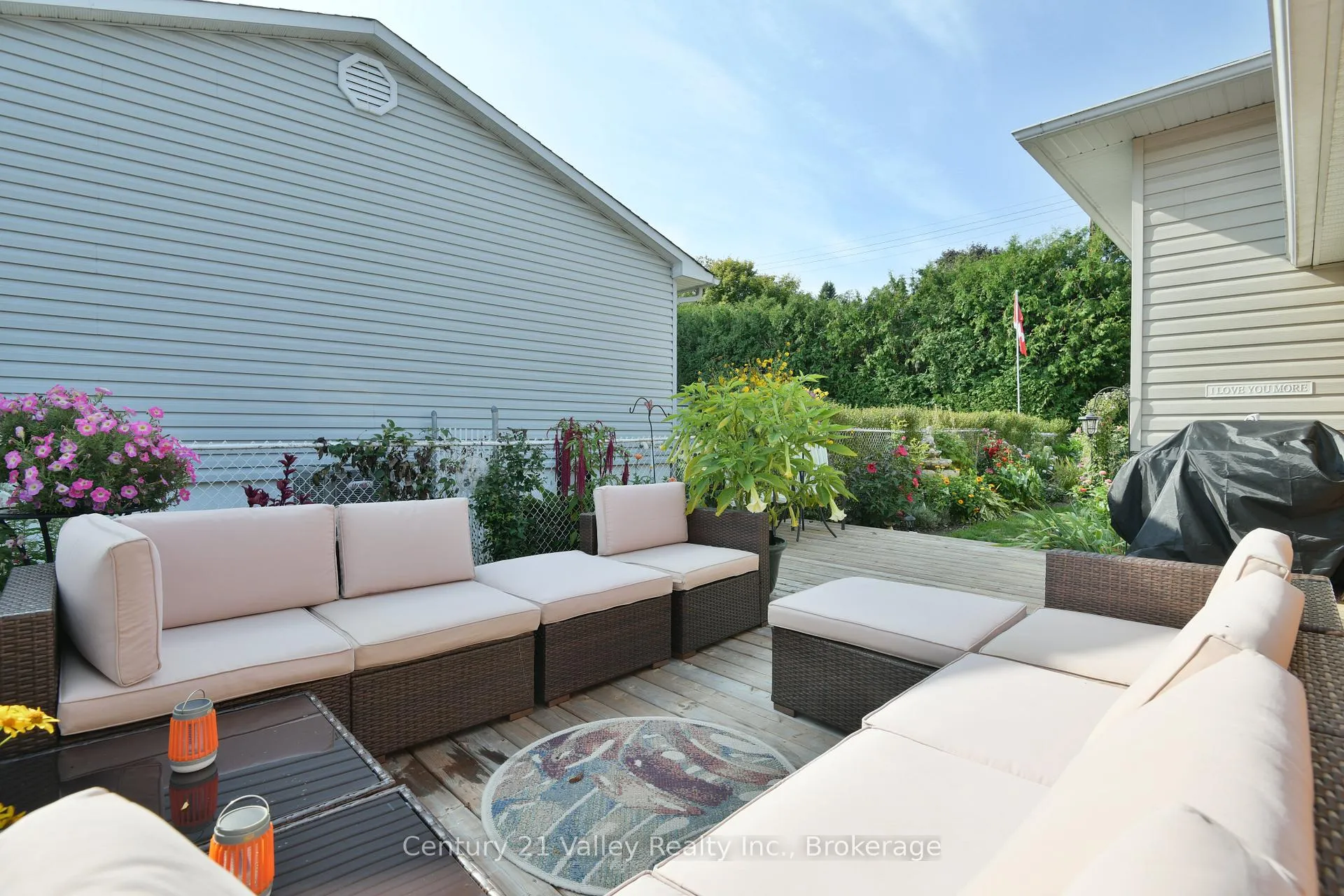 Photo 35 of 862 Kedrosky Drive, Renfrew — HOMEH