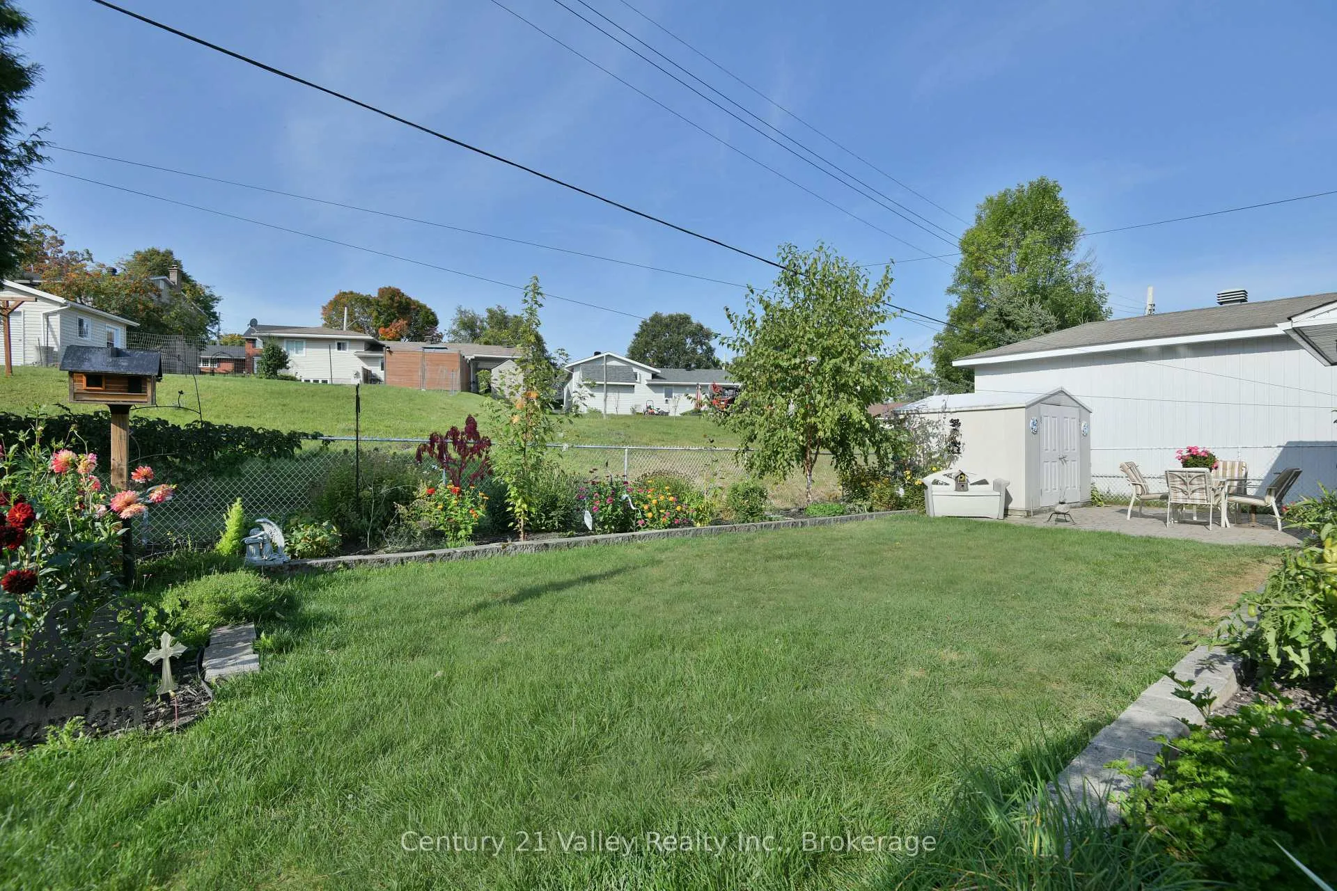 Photo 37 of 862 Kedrosky Drive, Renfrew — HOMEH