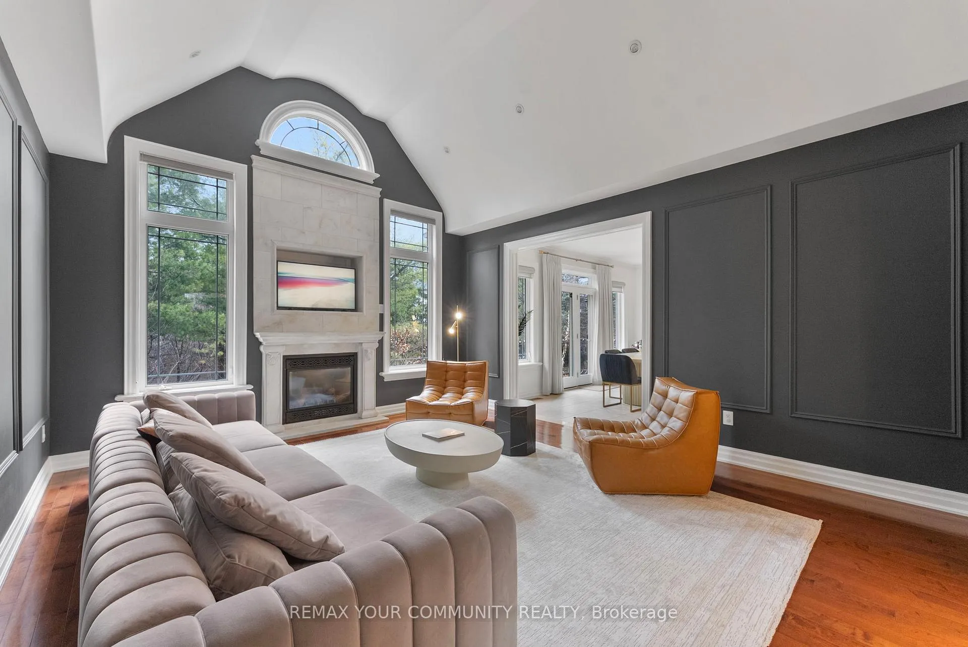 Photo 6 of 21 Bute Court, Vaughan, Maple — HOMEH