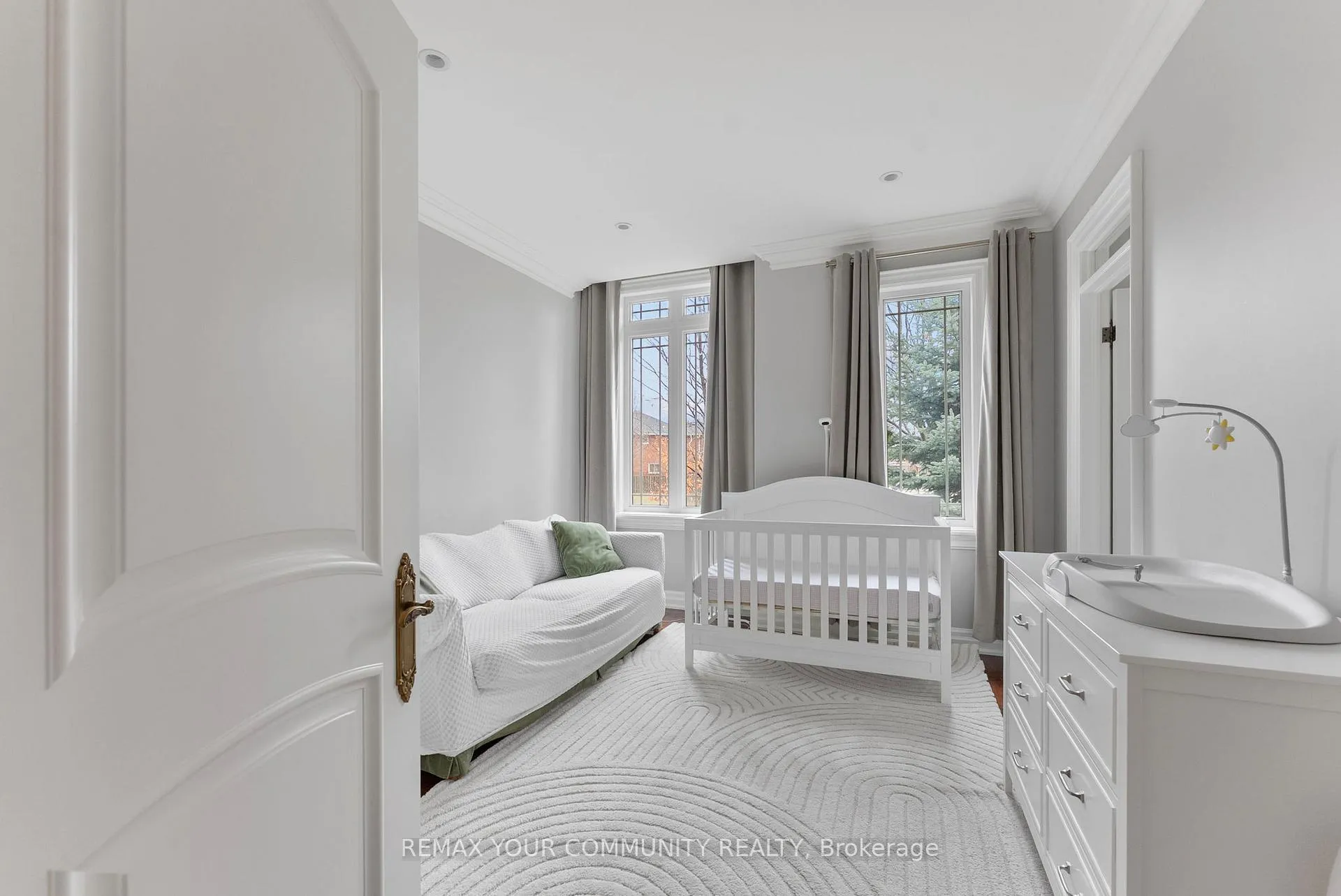 Photo 16 of 21 Bute Court, Vaughan, Maple — HOMEH