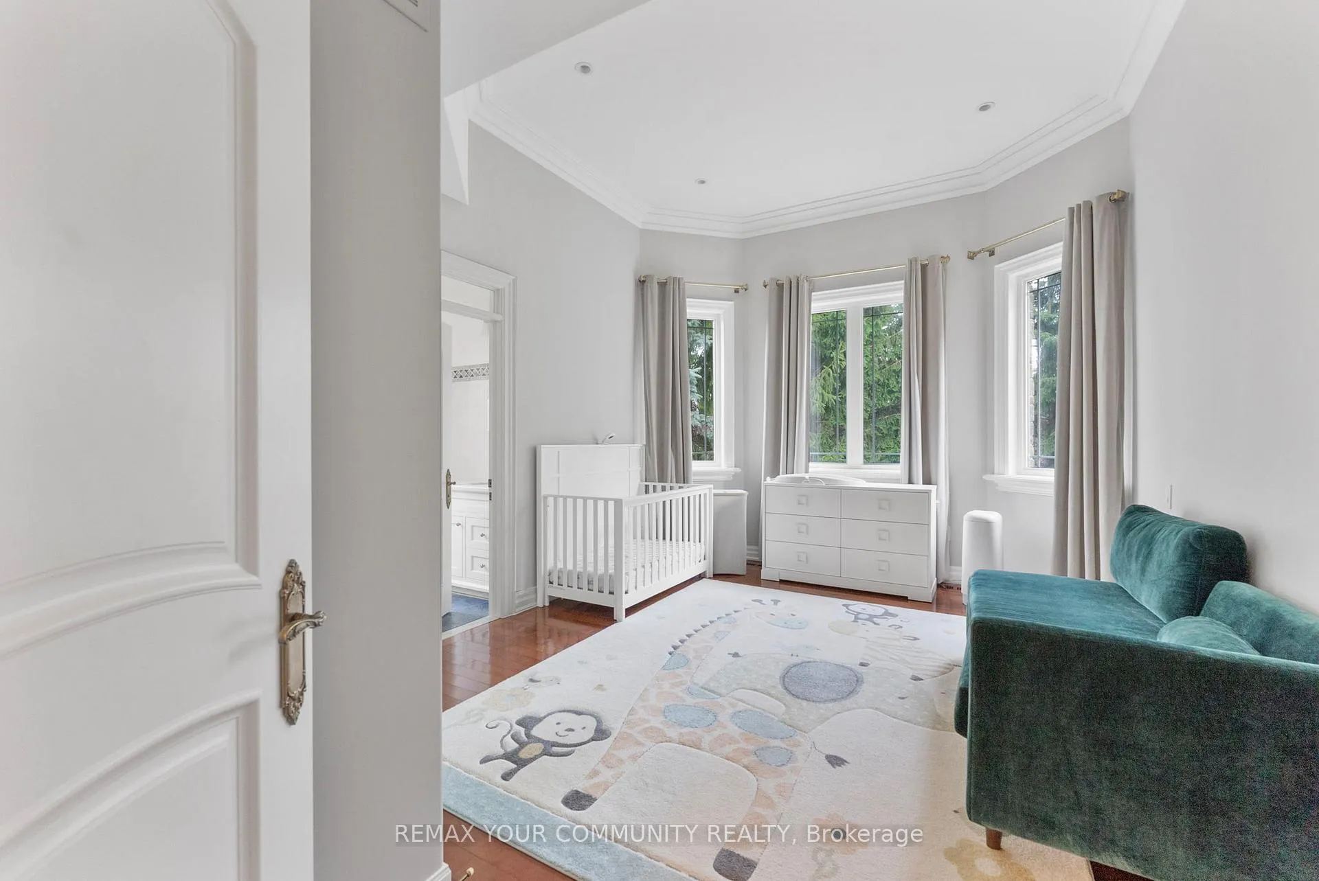 Photo 18 of 21 Bute Court, Vaughan, Maple — HOMEH