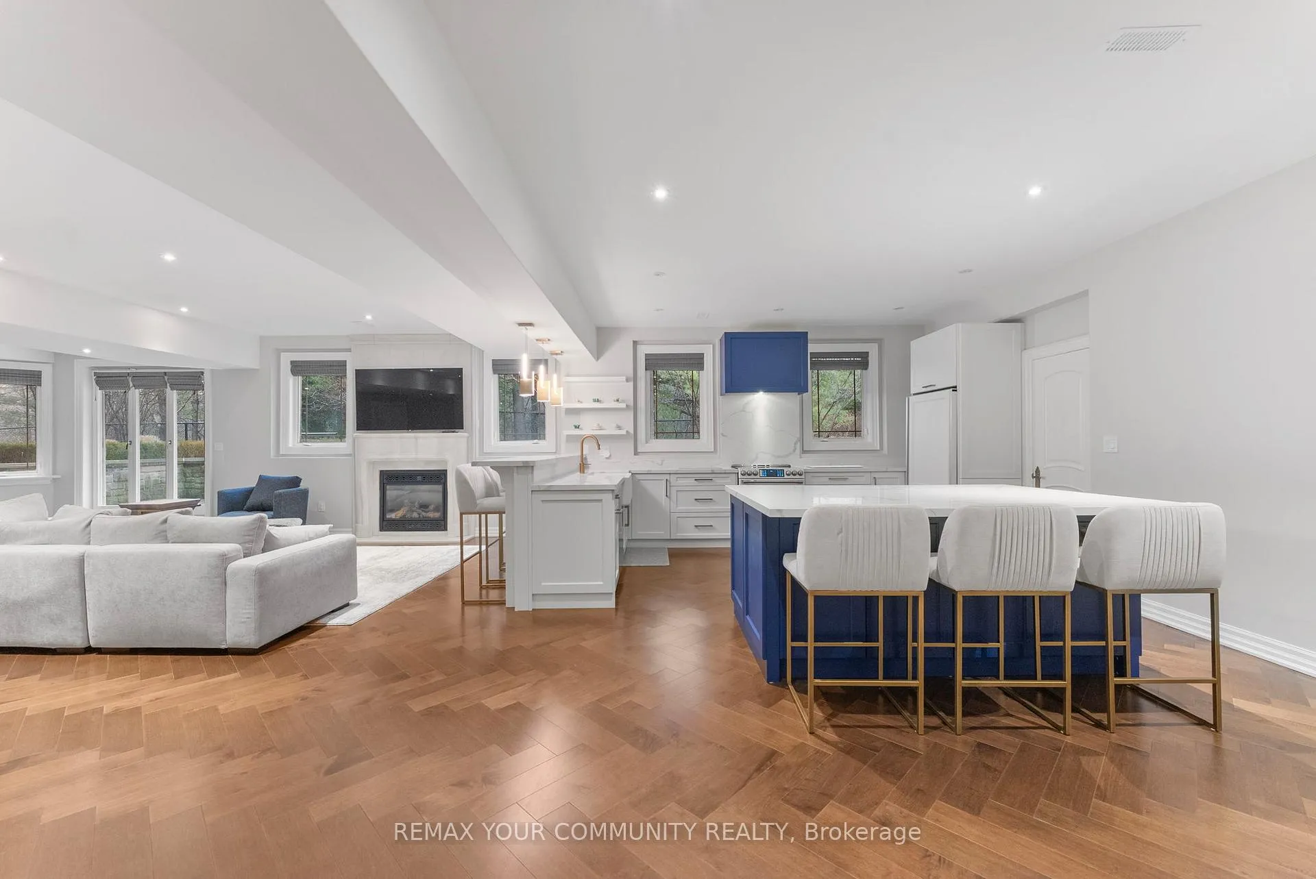 Photo 25 of 21 Bute Court, Vaughan, Maple — HOMEH