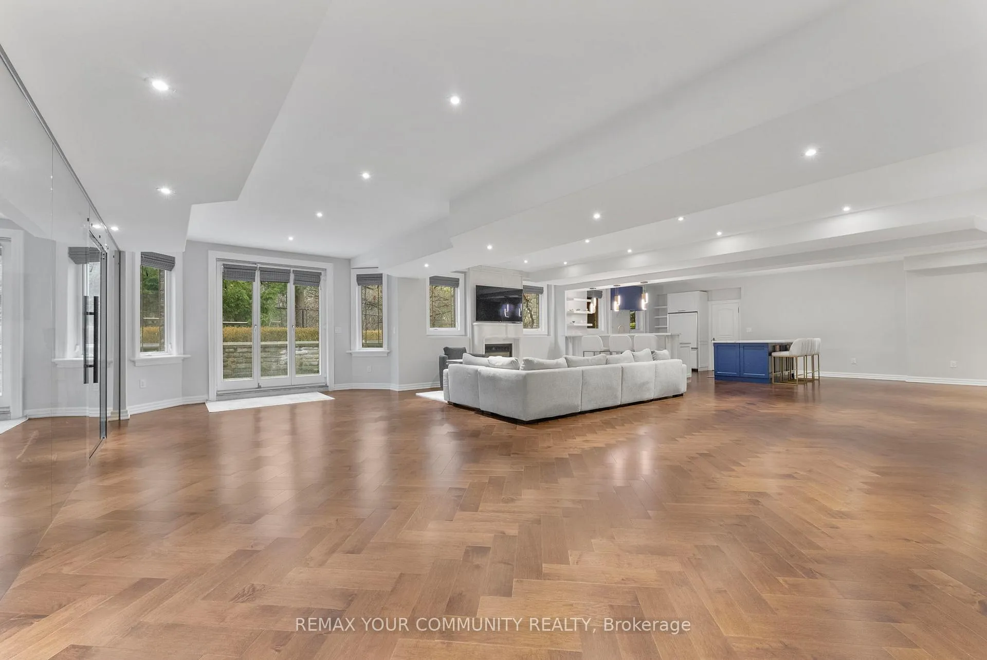Photo 30 of 21 Bute Court, Vaughan, Maple — HOMEH