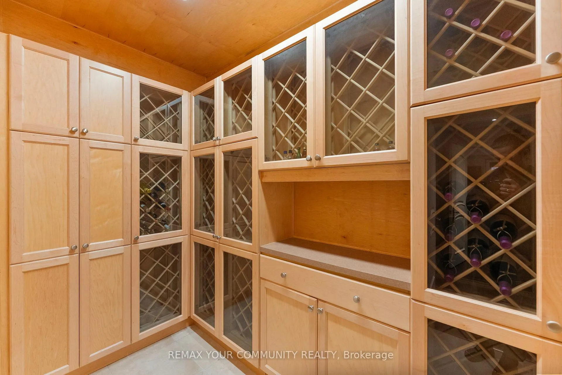 Photo 33 of 21 Bute Court, Vaughan, Maple — HOMEH