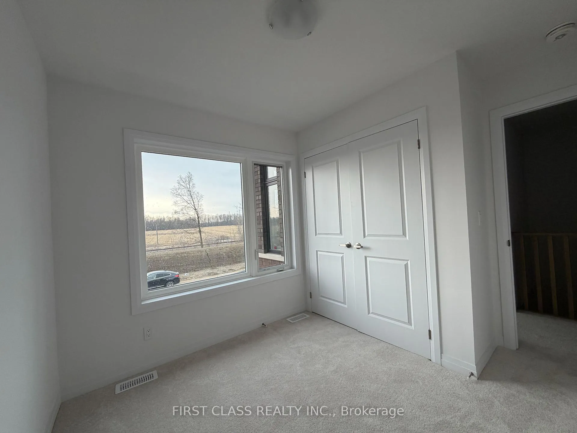 Photo 13 of 113 Manuel Street, Stratford — HOMEH