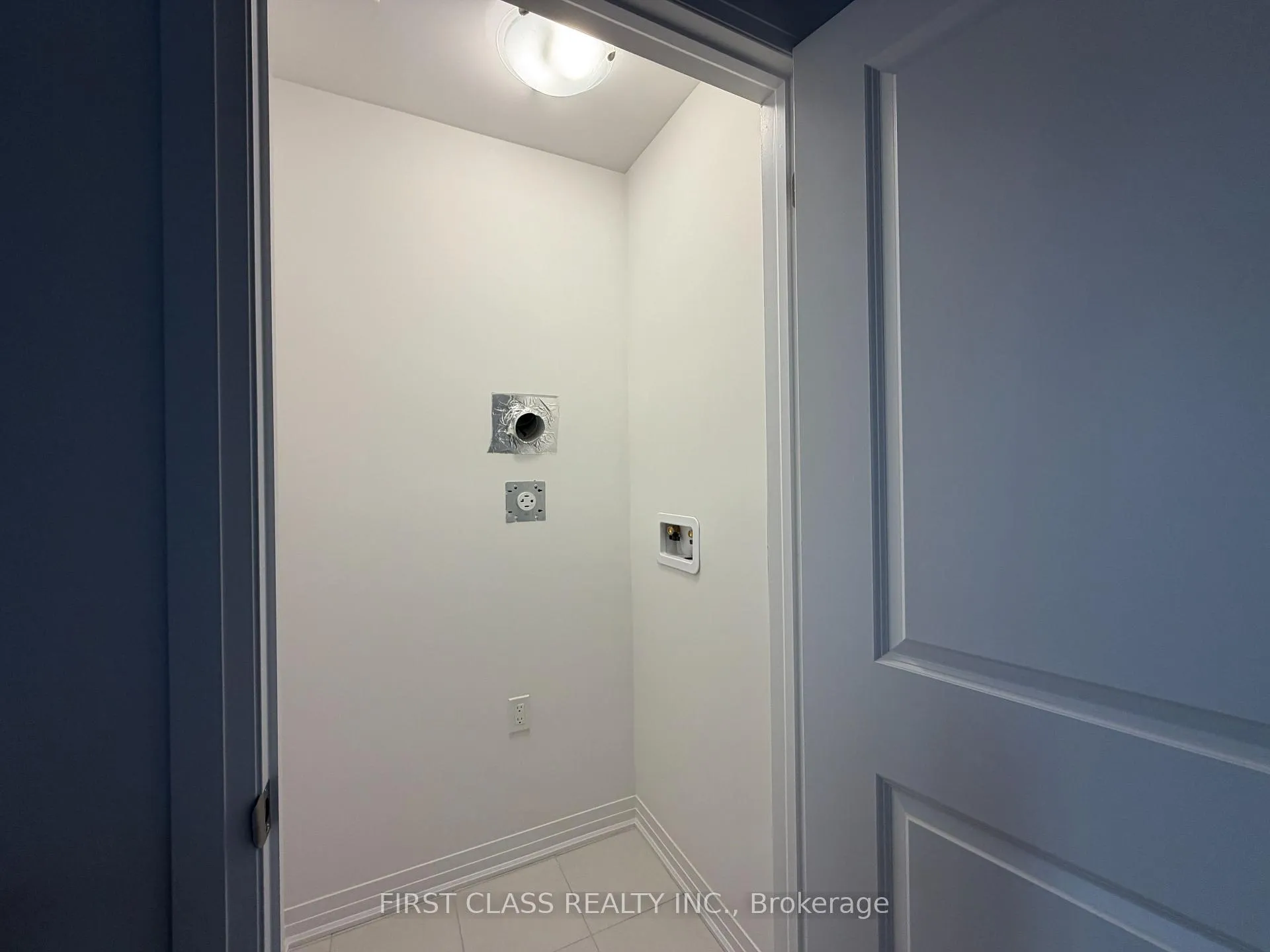 Photo 16 of 113 Manuel Street, Stratford — HOMEH