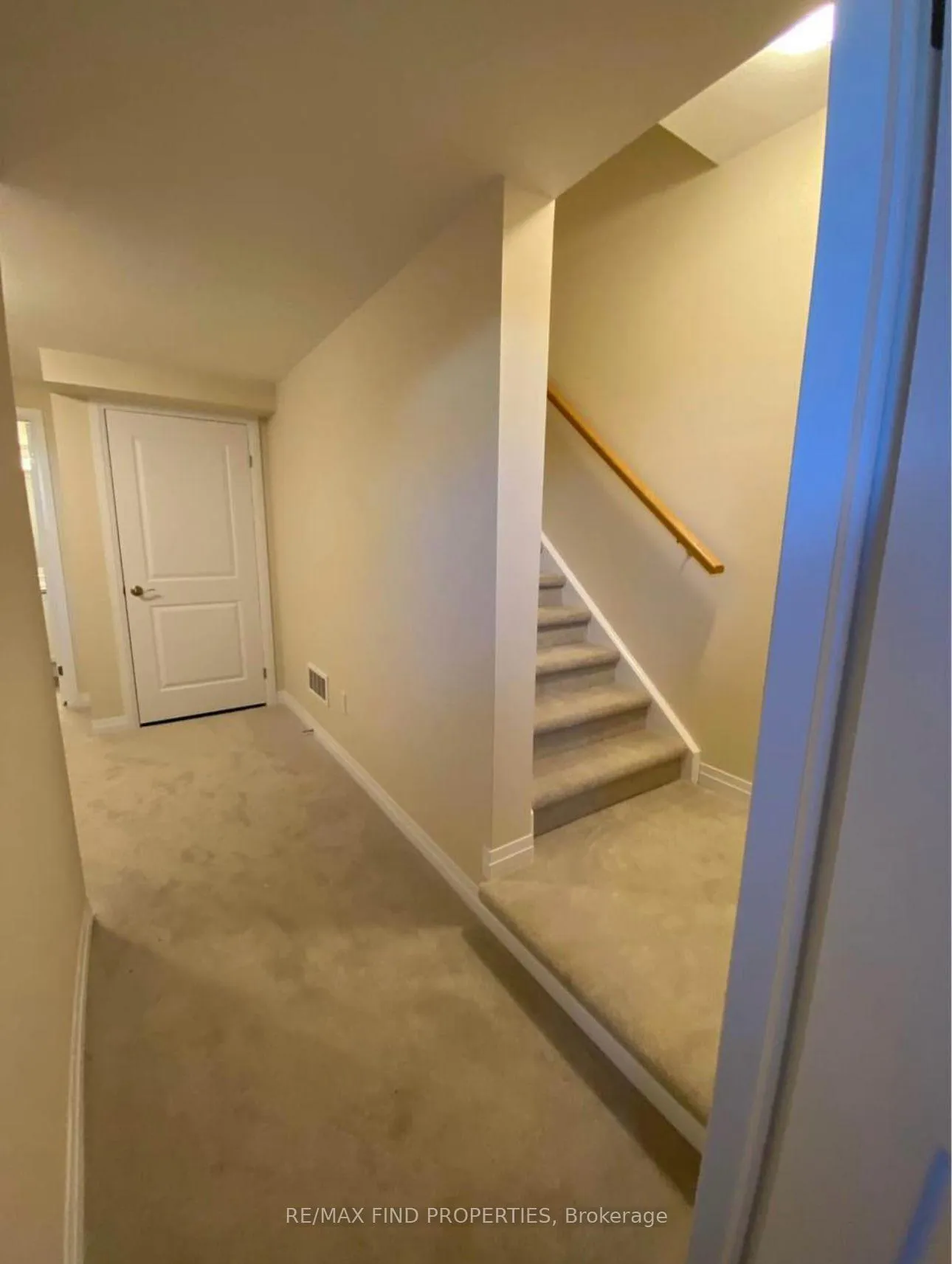 Photo 7 of 20 Vitality Drive, Kitchener, Huron Park — HOMEH