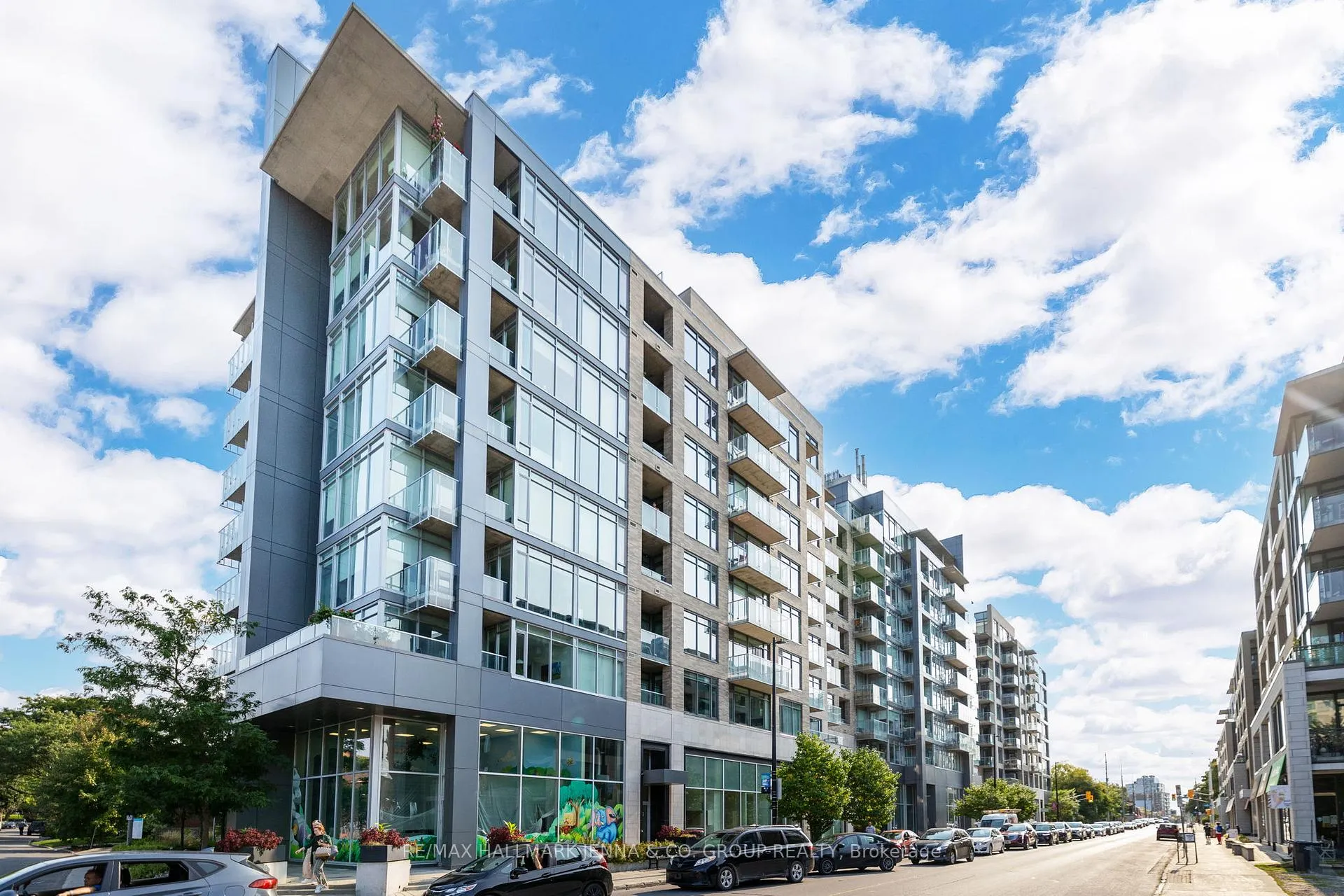 Front of Unit 611, 88 Richmond Road