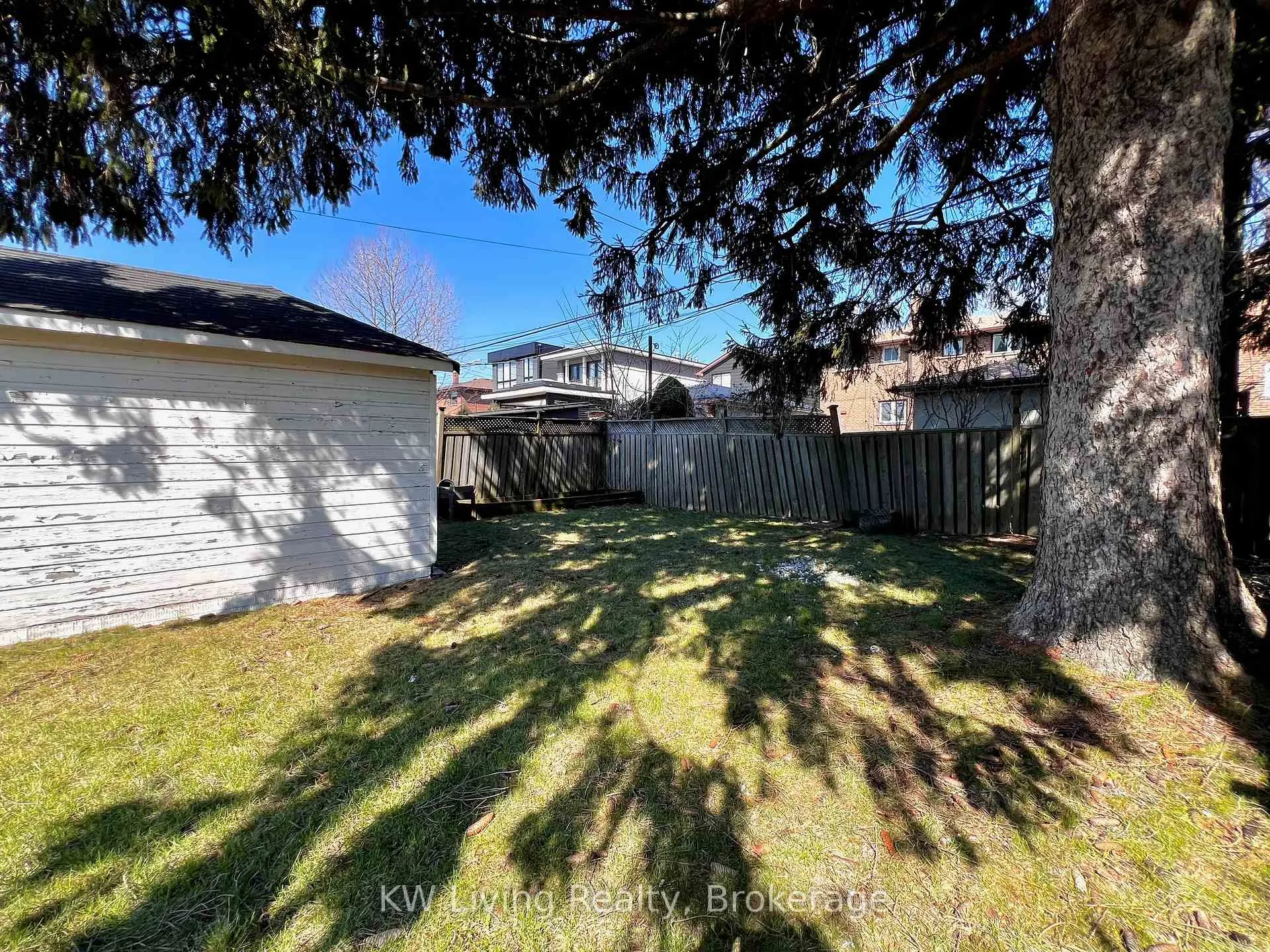 Photo 22 of 74 Murrie Street, Etobicoke, Mimico — HOMEH