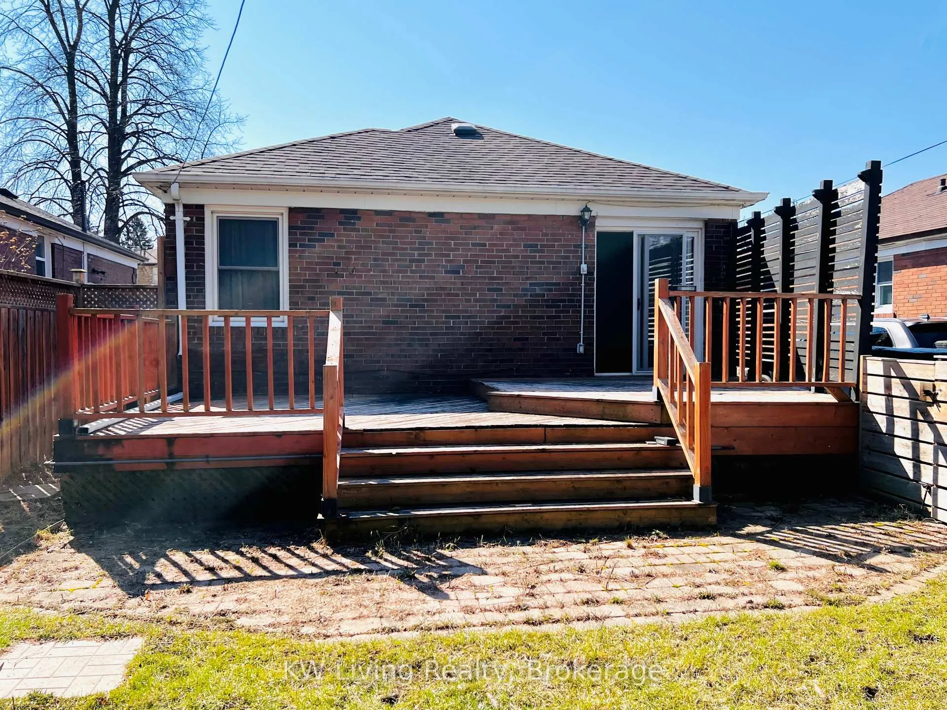 Photo 24 of 74 Murrie Street, Etobicoke, Mimico — HOMEH