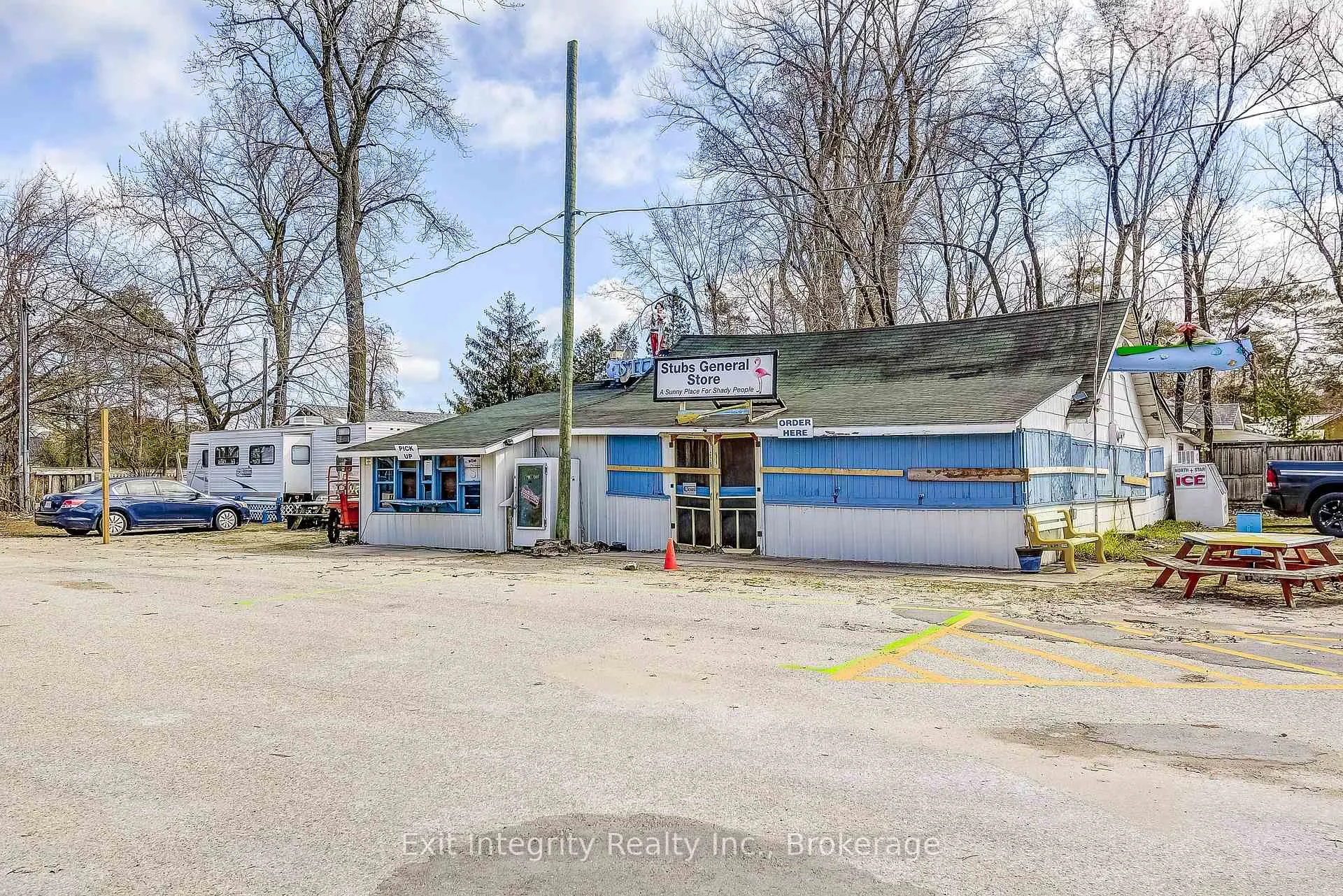 Photo 7 of 2 Beach Avenue, Norfolk, Long Point — HOMEH