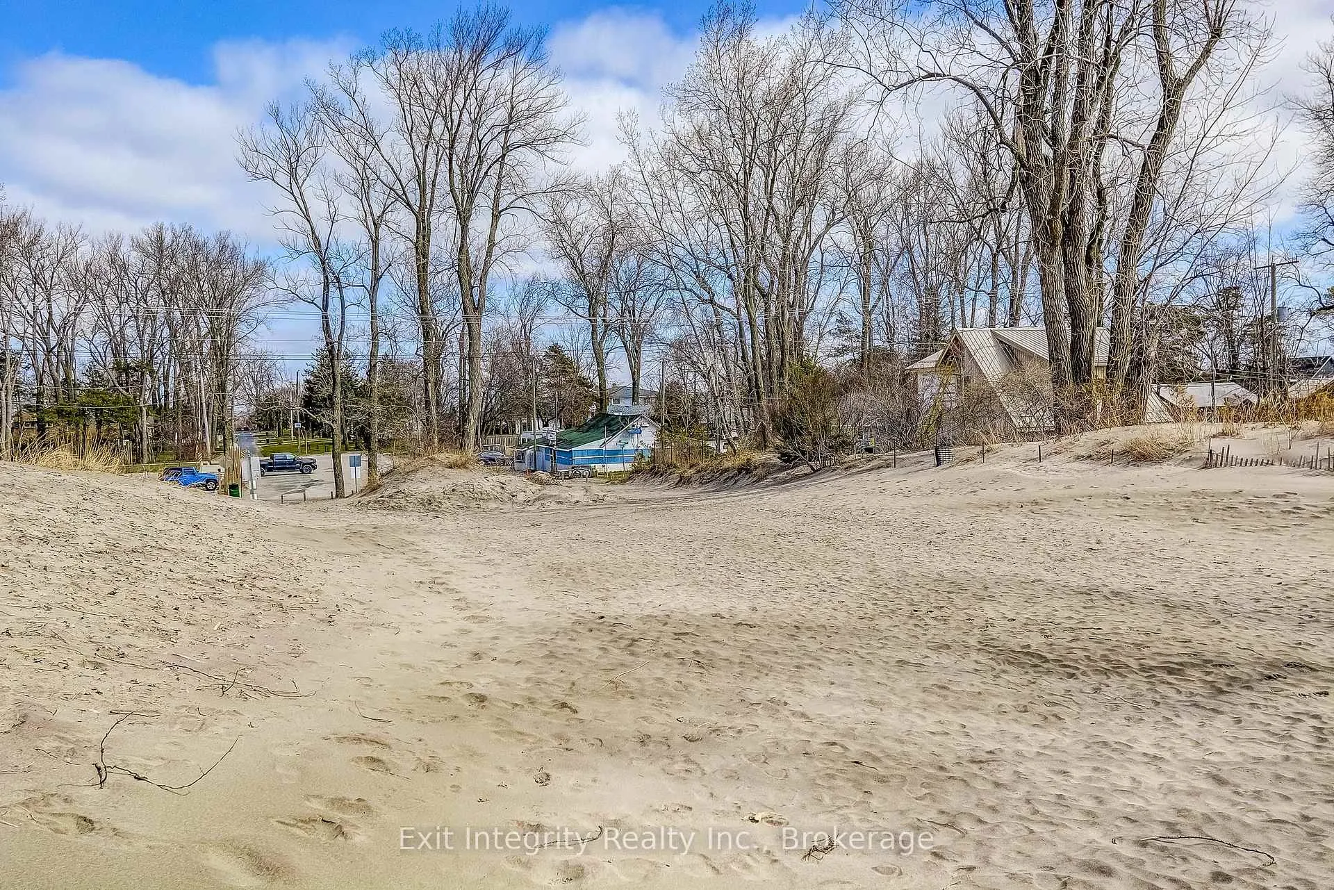 Photo 18 of 2 Beach Avenue, Norfolk, Long Point — HOMEH