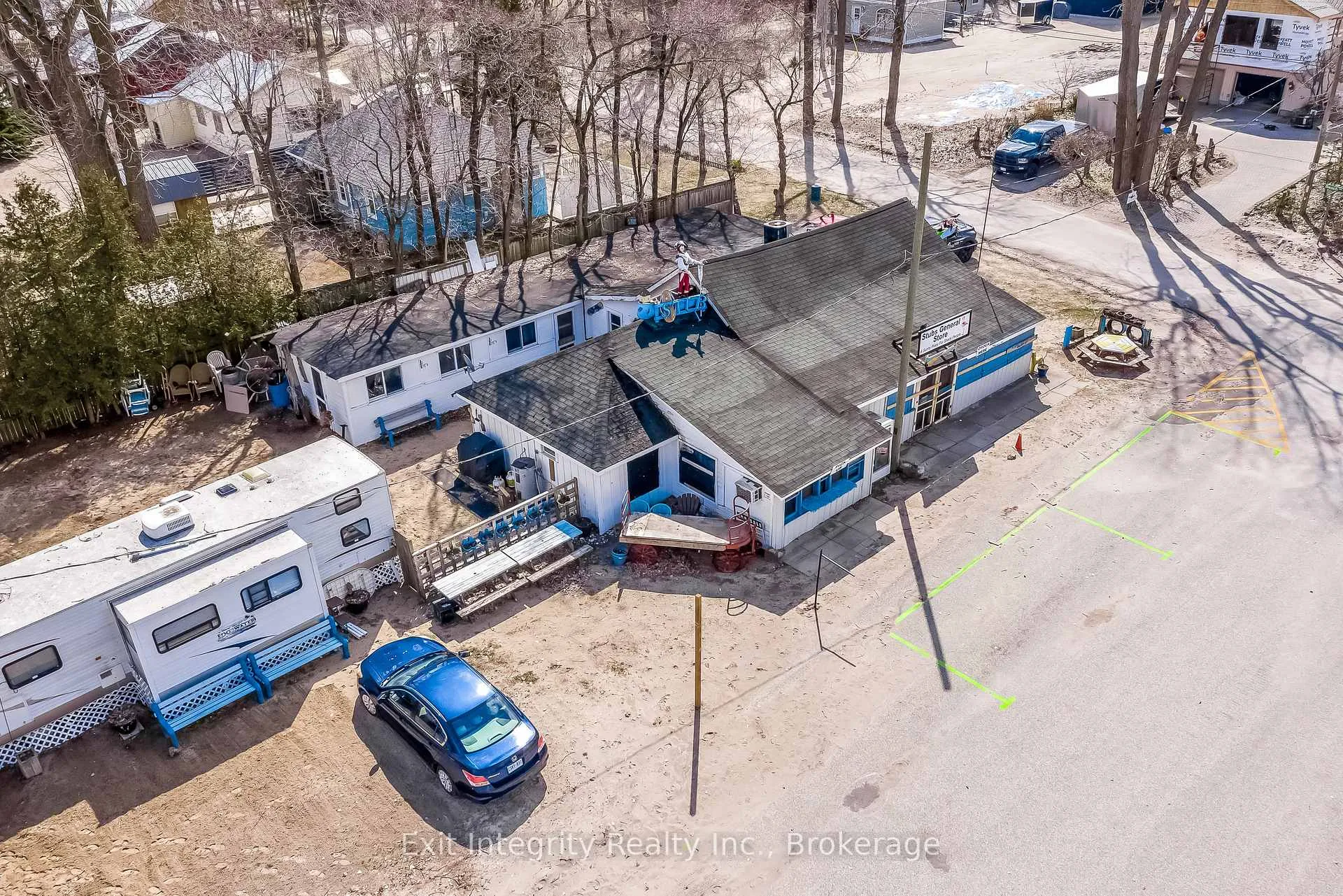 Photo 46 of 2 Beach Avenue, Norfolk, Long Point — HOMEH