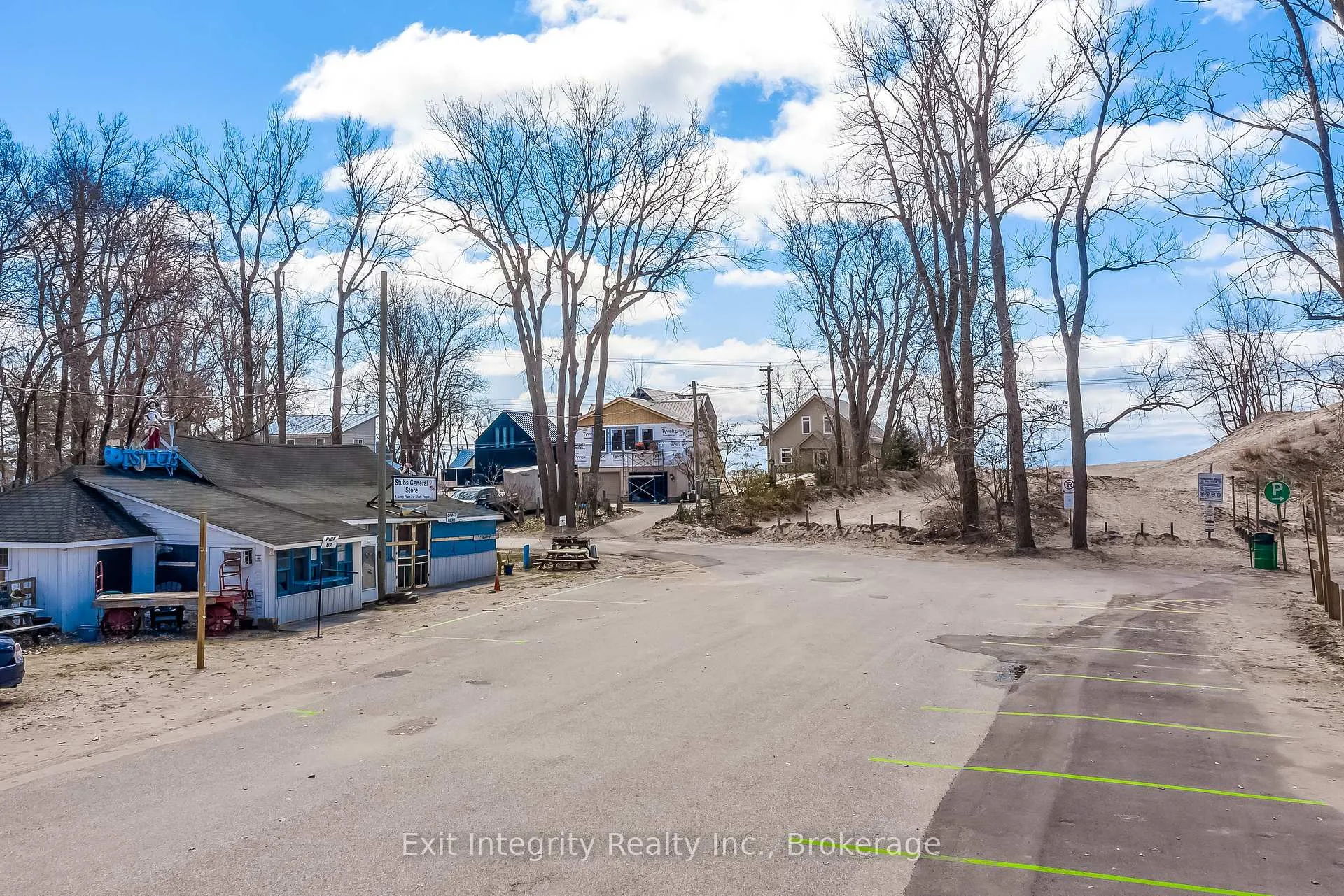 Photo 29 of 2 Beach Avenue, Norfolk, Long Point — HOMEH