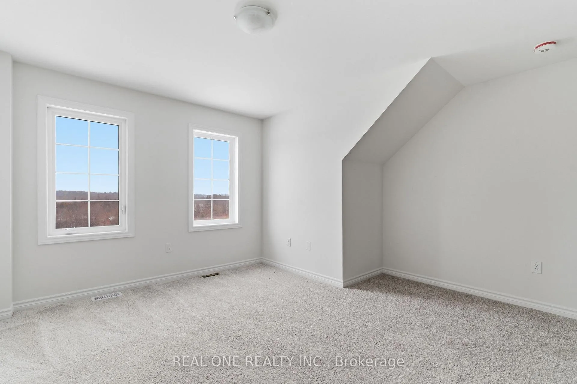 Photo 20 of Unit 33A, 85 Mullin Drive, Guelph, Victoria North — HOMEH