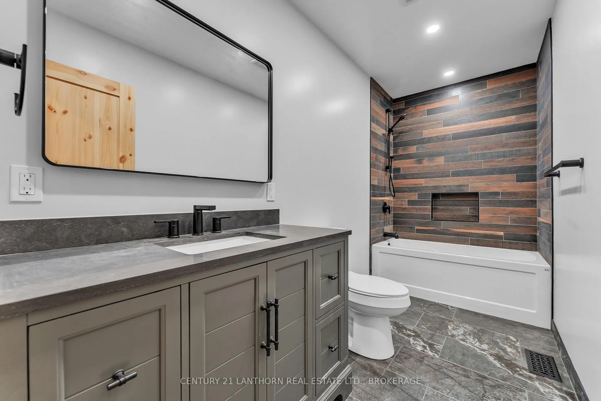 Photo 21 of Unit Road, Warrington 1120B Road, Frontenac, Frontenac Centre — HOMEH