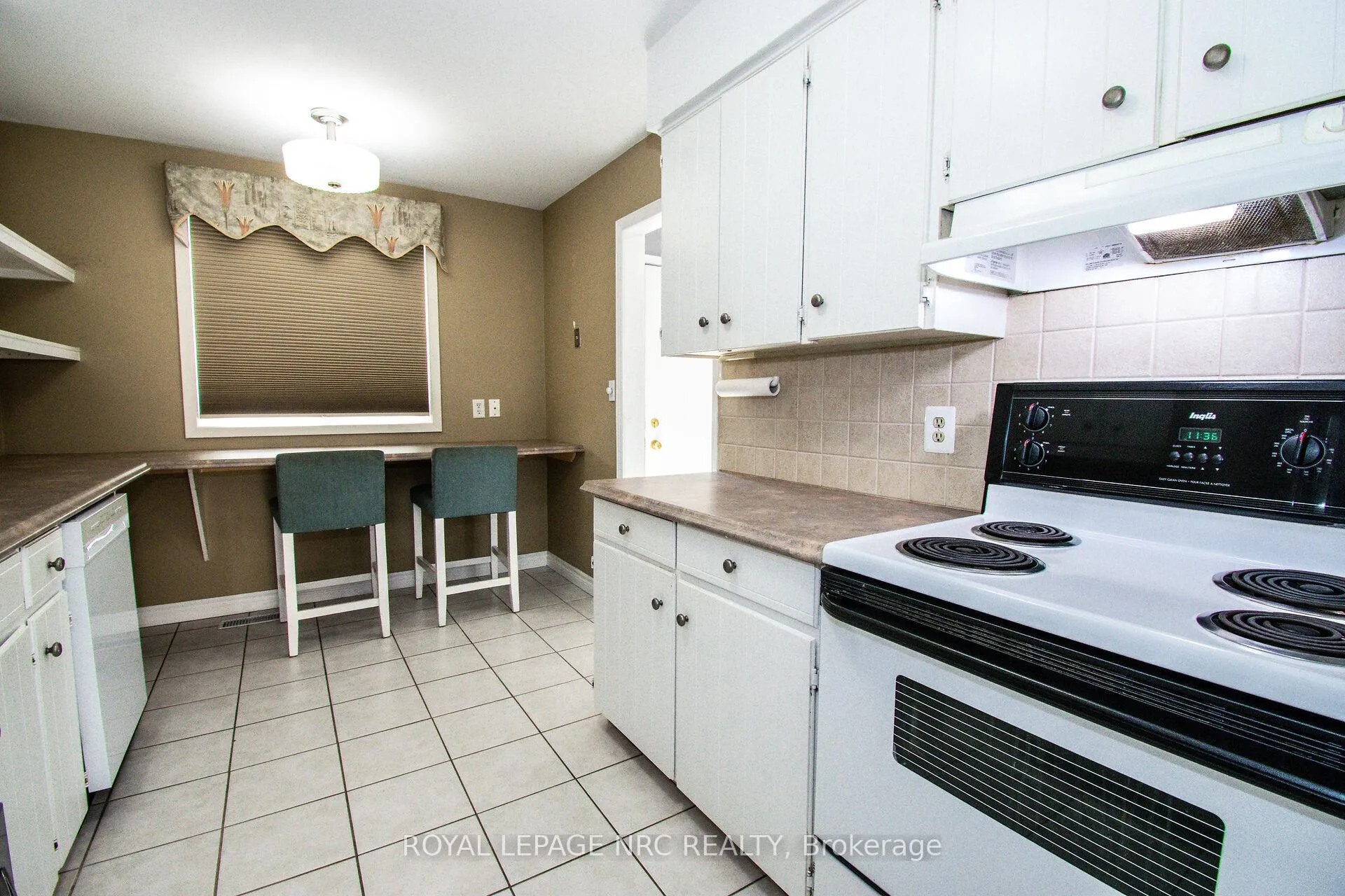 Photo 8 of Unit 106, 77 Linwell Road, St. Catharines, Lakeport — HOMEH