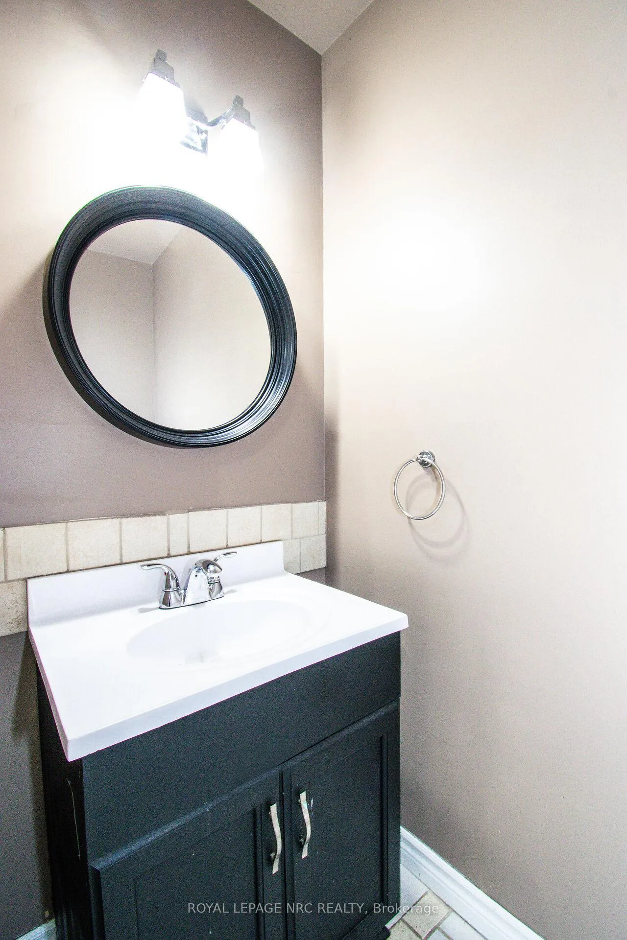 Photo 13 of Unit 106, 77 Linwell Road, St. Catharines, Lakeport — HOMEH