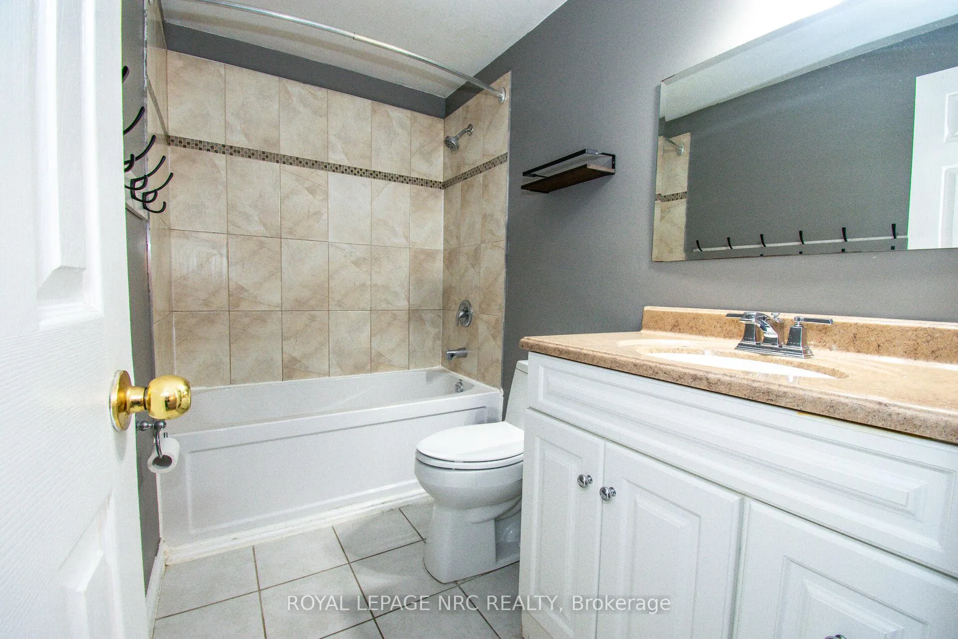 Photo 15 of Unit 106, 77 Linwell Road, St. Catharines, Lakeport — HOMEH