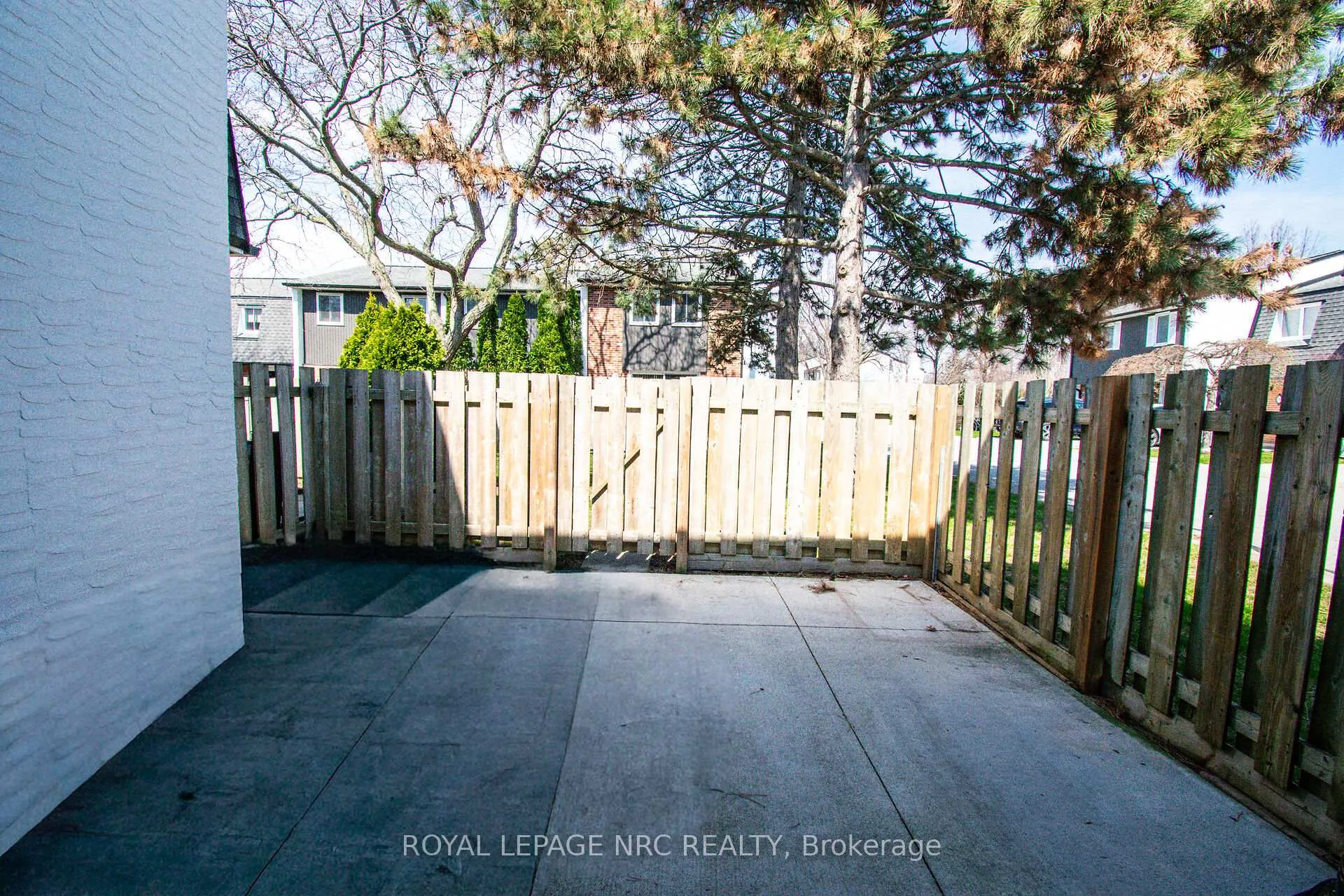 Photo 31 of Unit 106, 77 Linwell Road, St. Catharines, Lakeport — HOMEH
