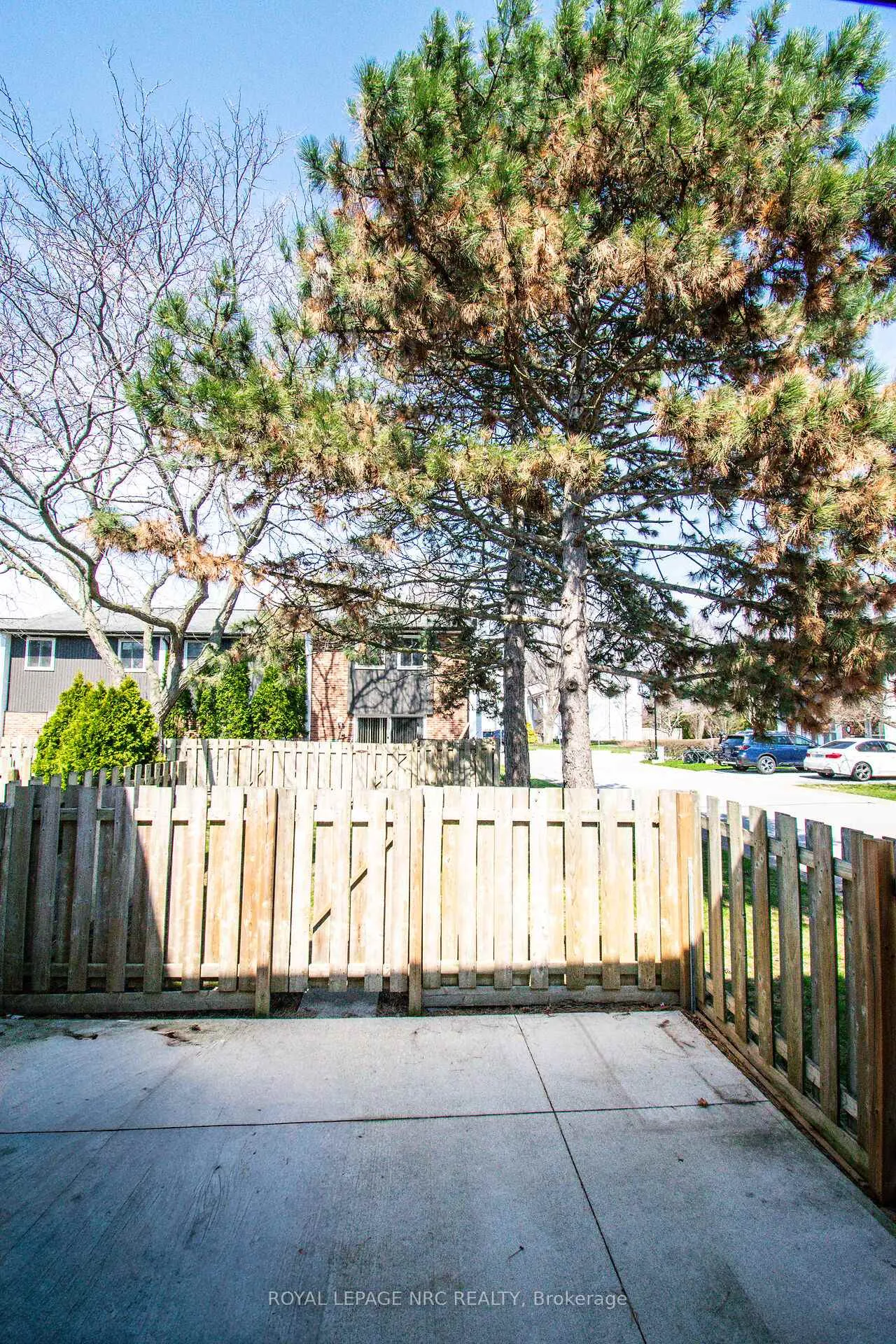 Photo 33 of Unit 106, 77 Linwell Road, St. Catharines, Lakeport — HOMEH