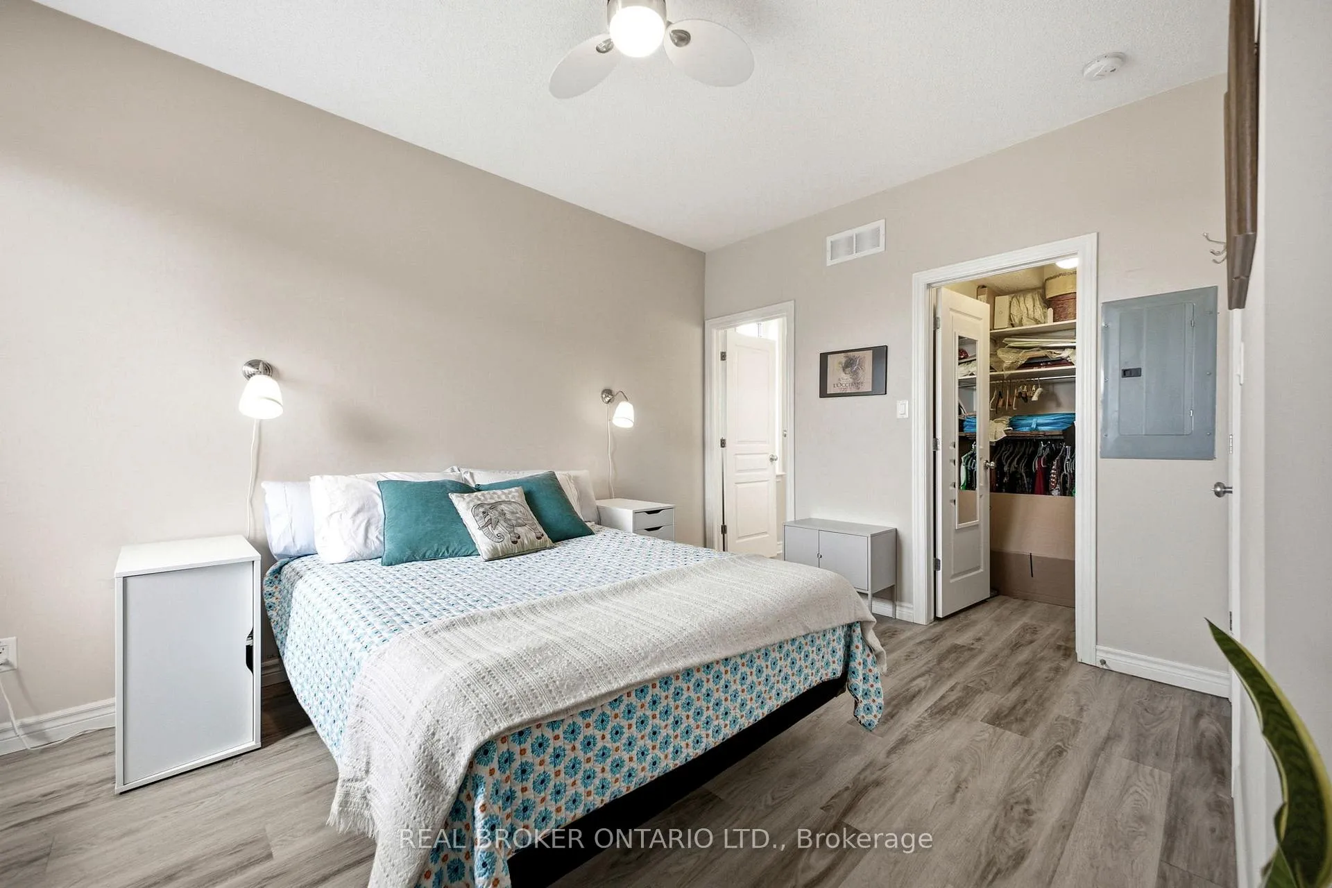 Photo 23 of Unit H, 66 Tipperary Private, Ottawa, Barrhaven - Longfields — HOMEH