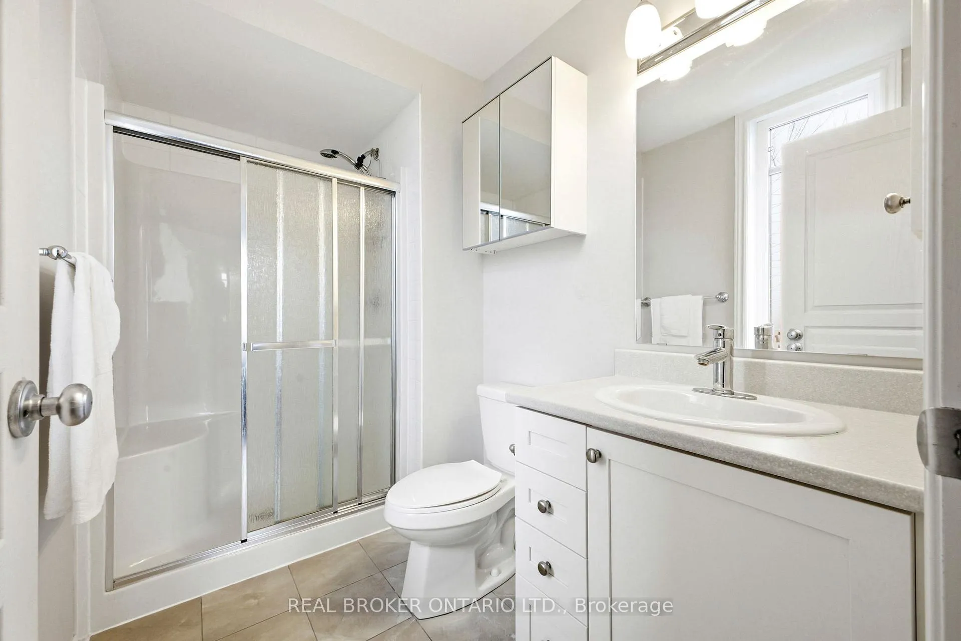 Photo 25 of Unit H, 66 Tipperary Private, Ottawa, Barrhaven - Longfields — HOMEH