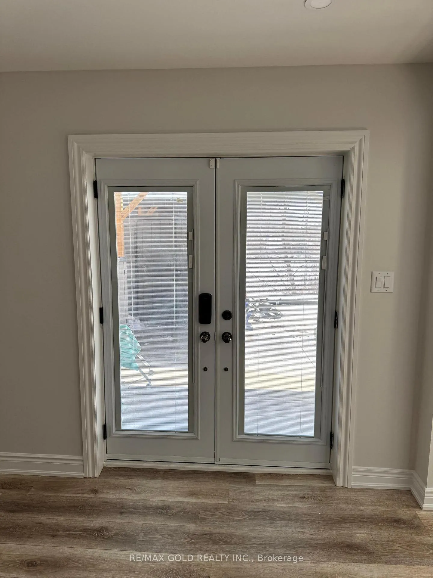 Photo 7 of 76 Tatra Crescent, Brampton, Bram West — HOMEH