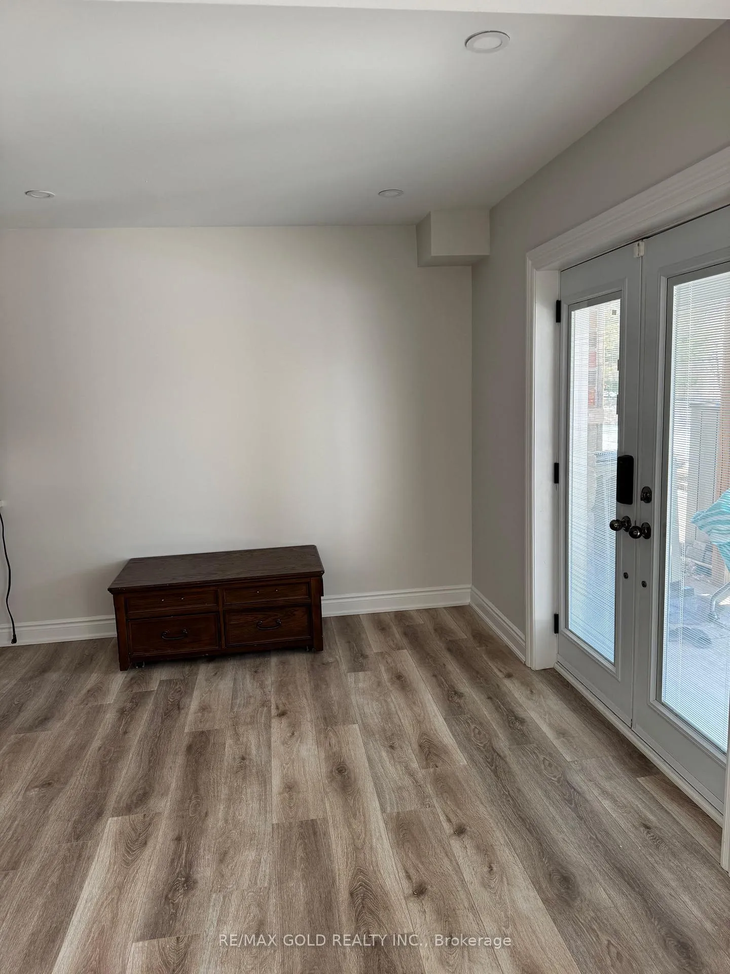Photo 9 of 76 Tatra Crescent, Brampton, Bram West — HOMEH
