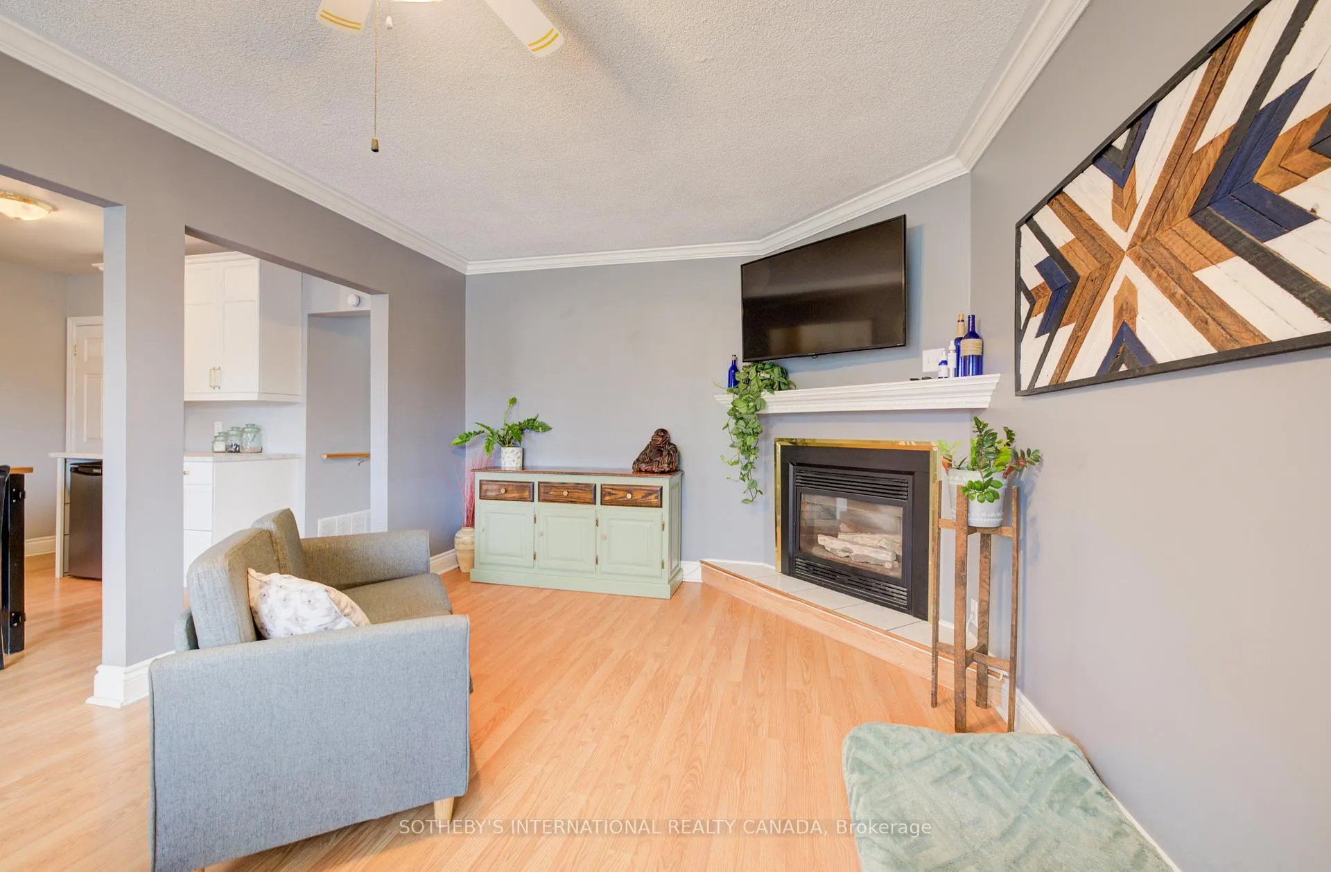 Photo 2 of 425 St. Patrick Street, Norfolk, Port Dover — HOMEH