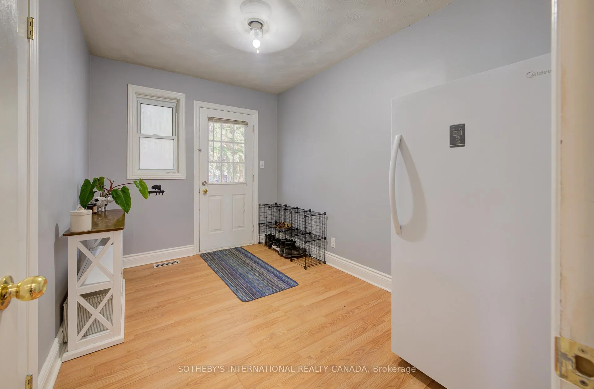 Photo 11 of 425 St. Patrick Street, Norfolk, Port Dover — HOMEH