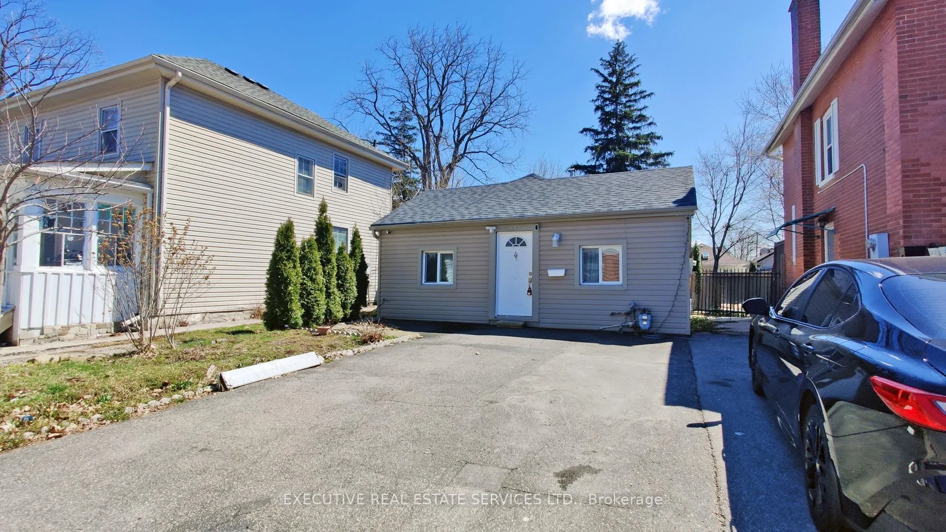 Photo 2 of 89 John Street, Brampton, Downtown Brampton — HOMEH