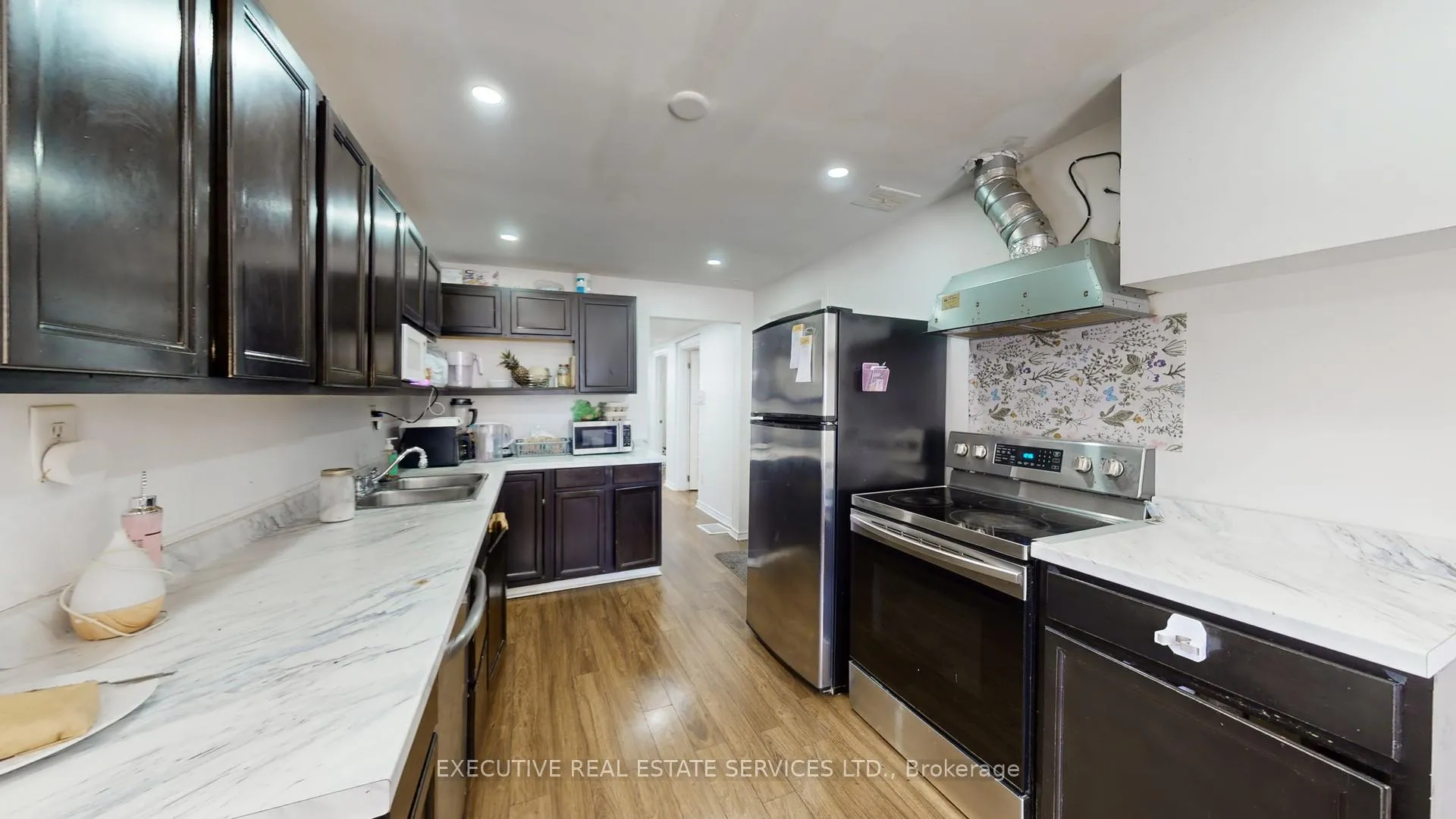 Photo 12 of 89 John Street, Brampton, Downtown Brampton — HOMEH
