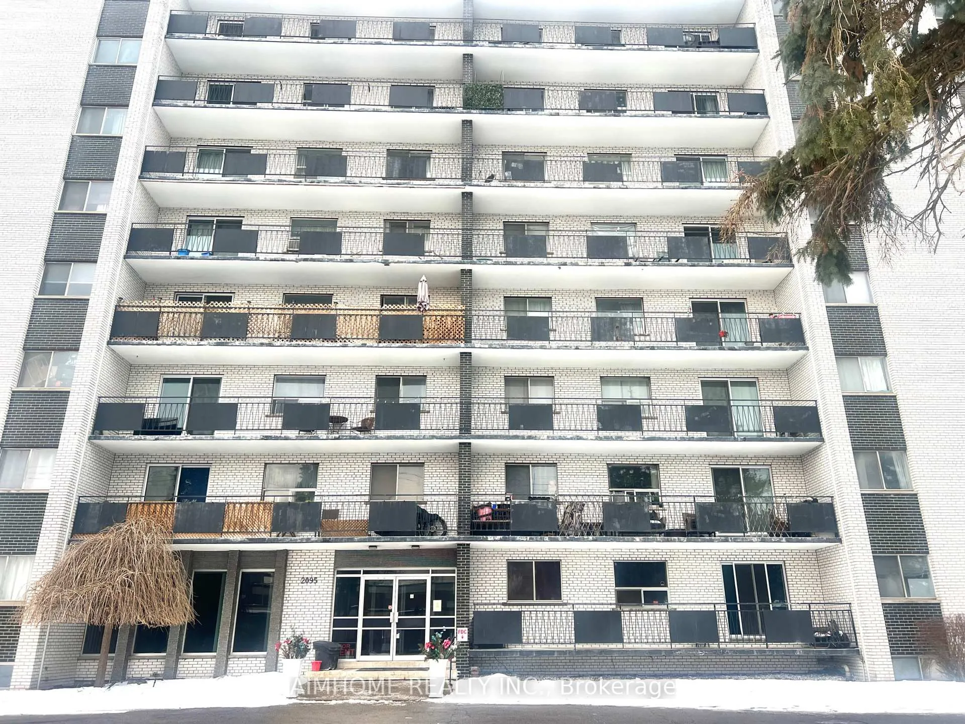 Photo 1 of Unit 108, 2095 Prospect Street, Burlington, Brant — HOMEH