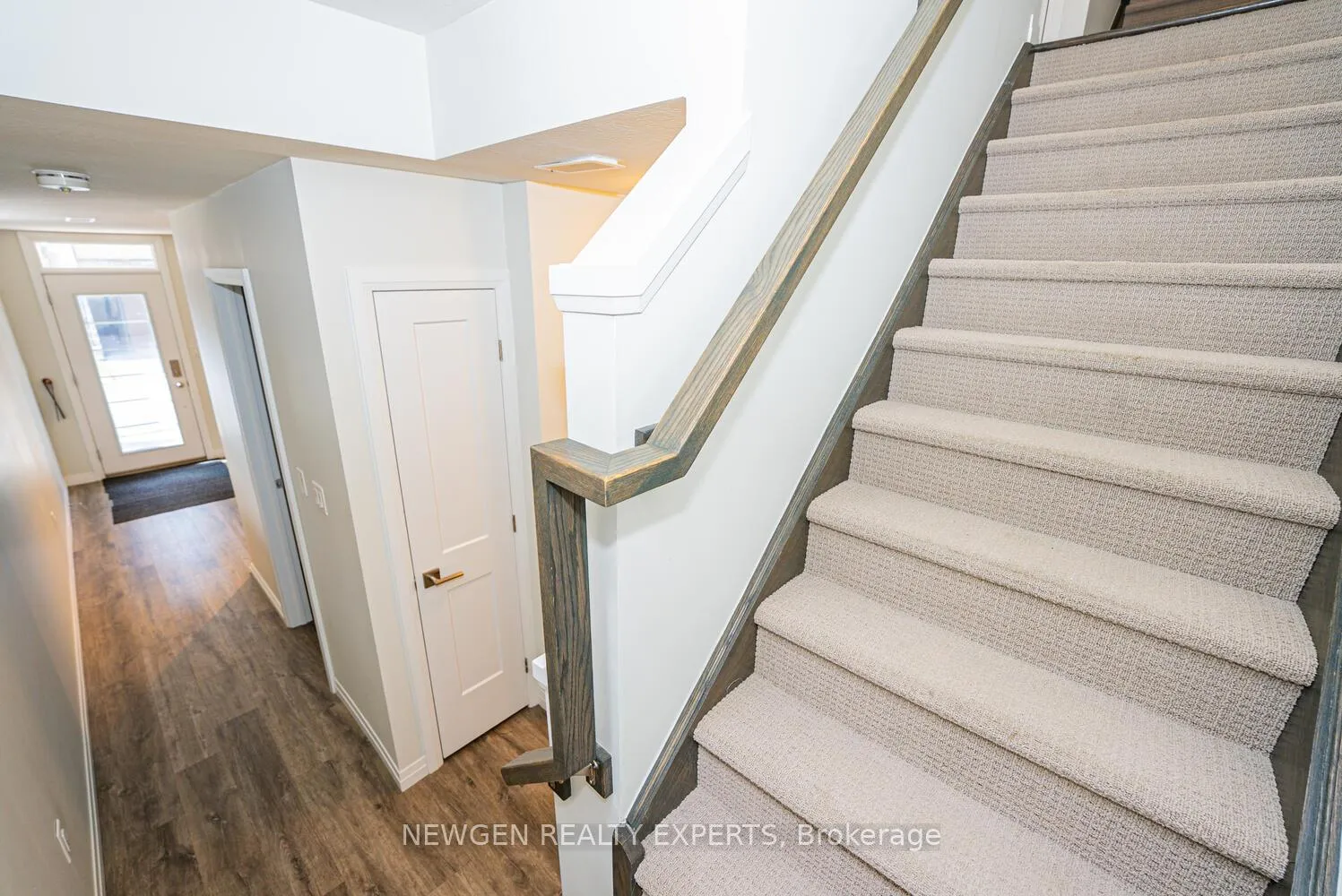 Photo 13 of Unit 283, 30 Times Square Boulevard, Hamilton, Stoney Creek Mountain — HOMEH