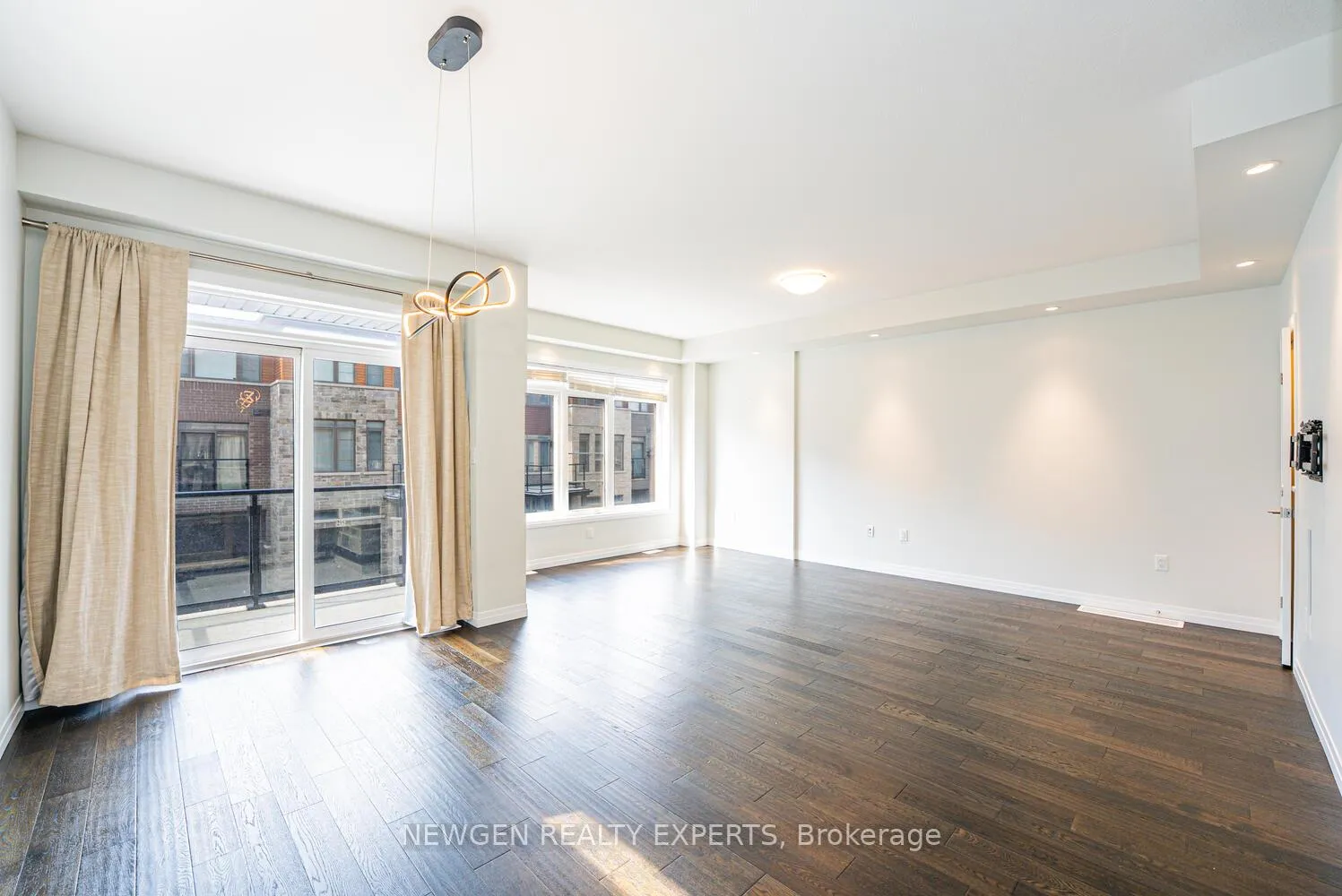 Photo 26 of Unit 283, 30 Times Square Boulevard, Hamilton, Stoney Creek Mountain — HOMEH