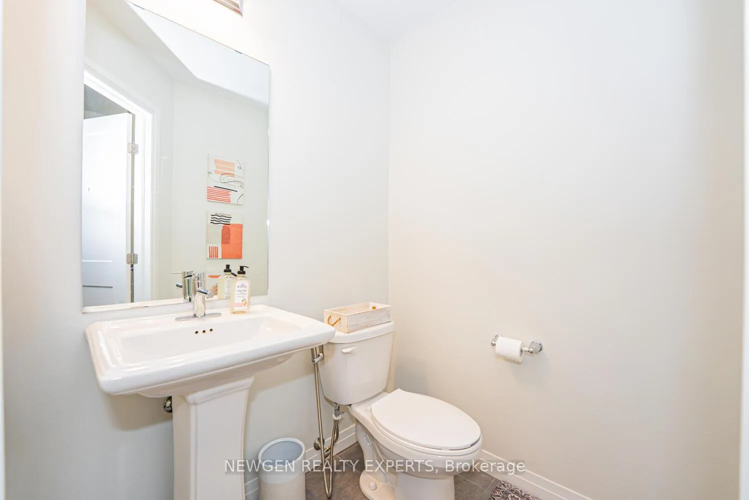 Photo 29 of Unit 283, 30 Times Square Boulevard, Hamilton, Stoney Creek Mountain — HOMEH