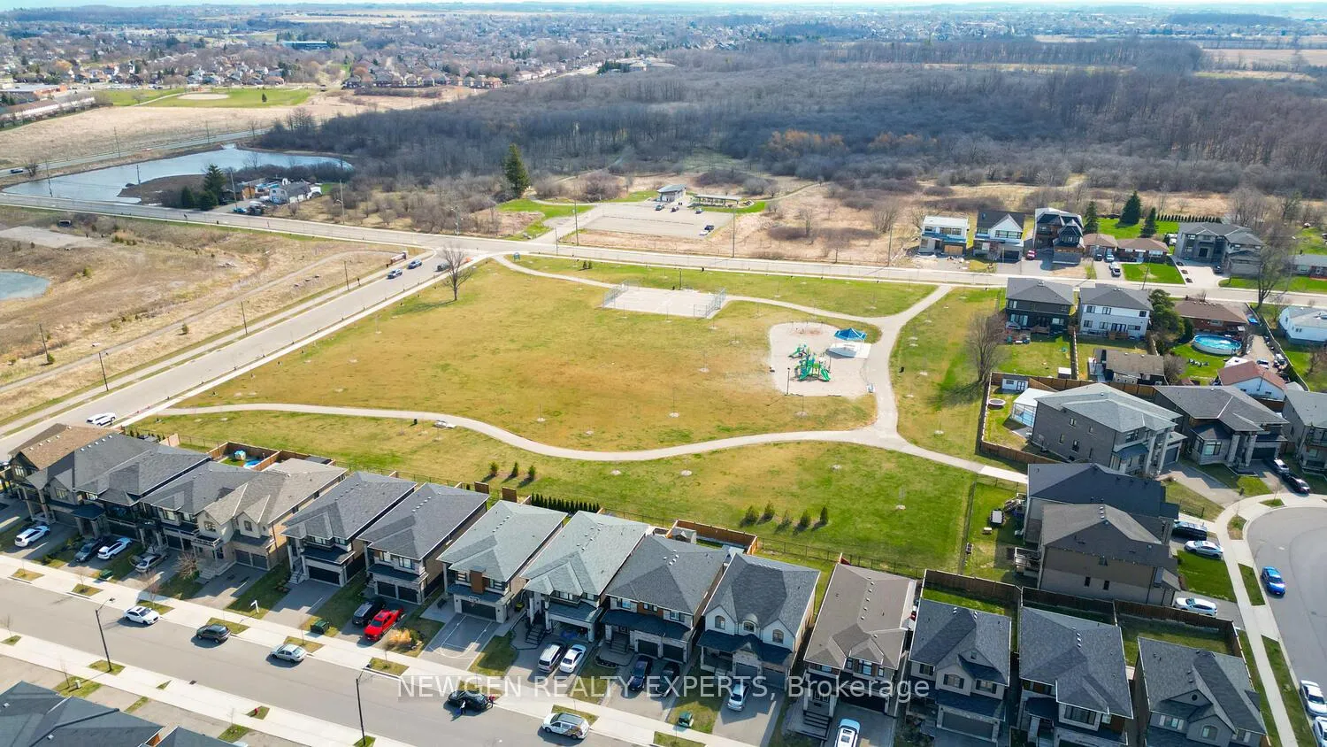 Photo 47 of Unit 283, 30 Times Square Boulevard, Hamilton, Stoney Creek Mountain — HOMEH
