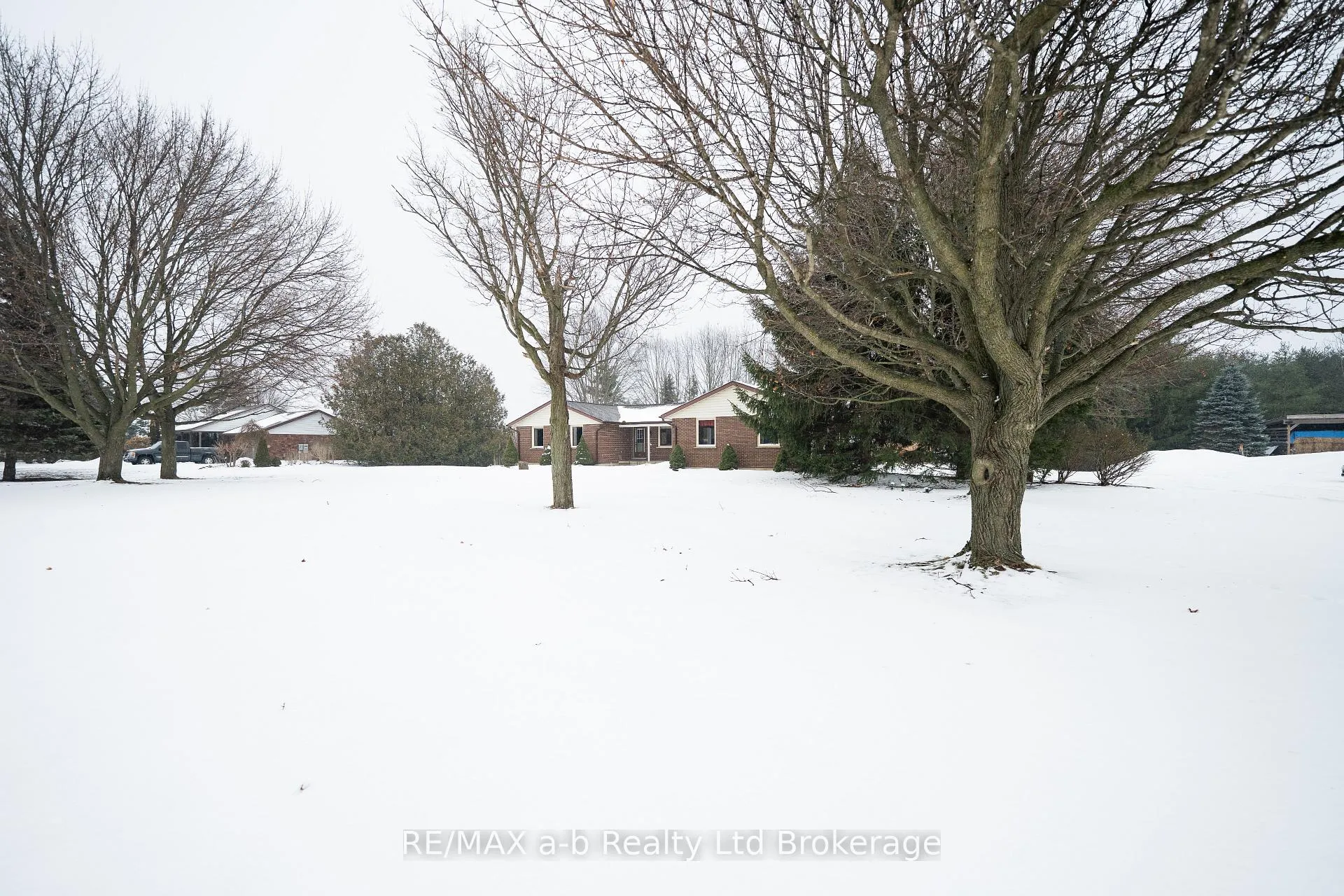 Photo 3 of 660 Goshen Road, Norfolk, Rural Middleton — HOMEH